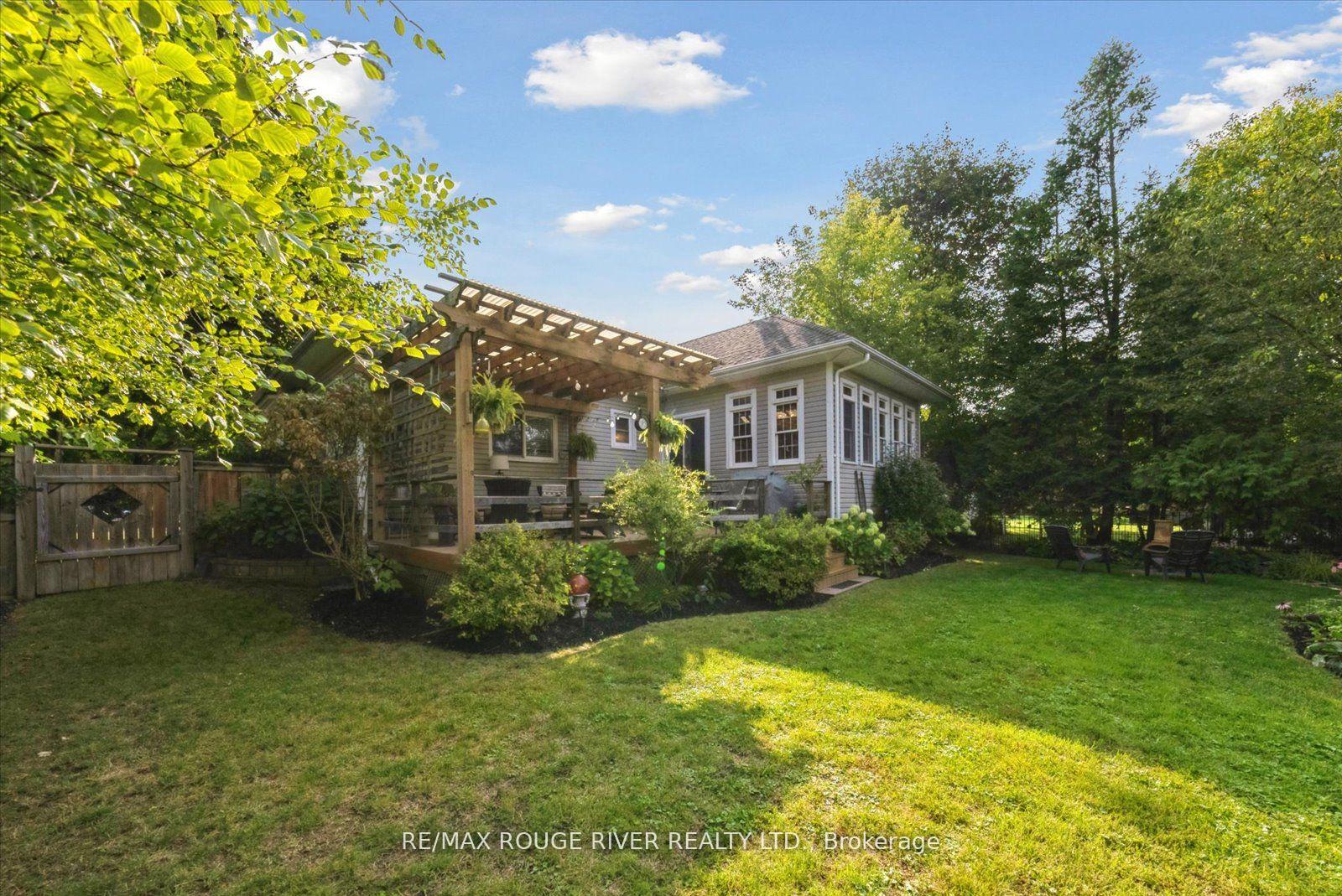 Photo 37 of 83 Cassels Road E, Whitby, Brooklin — HOMEH