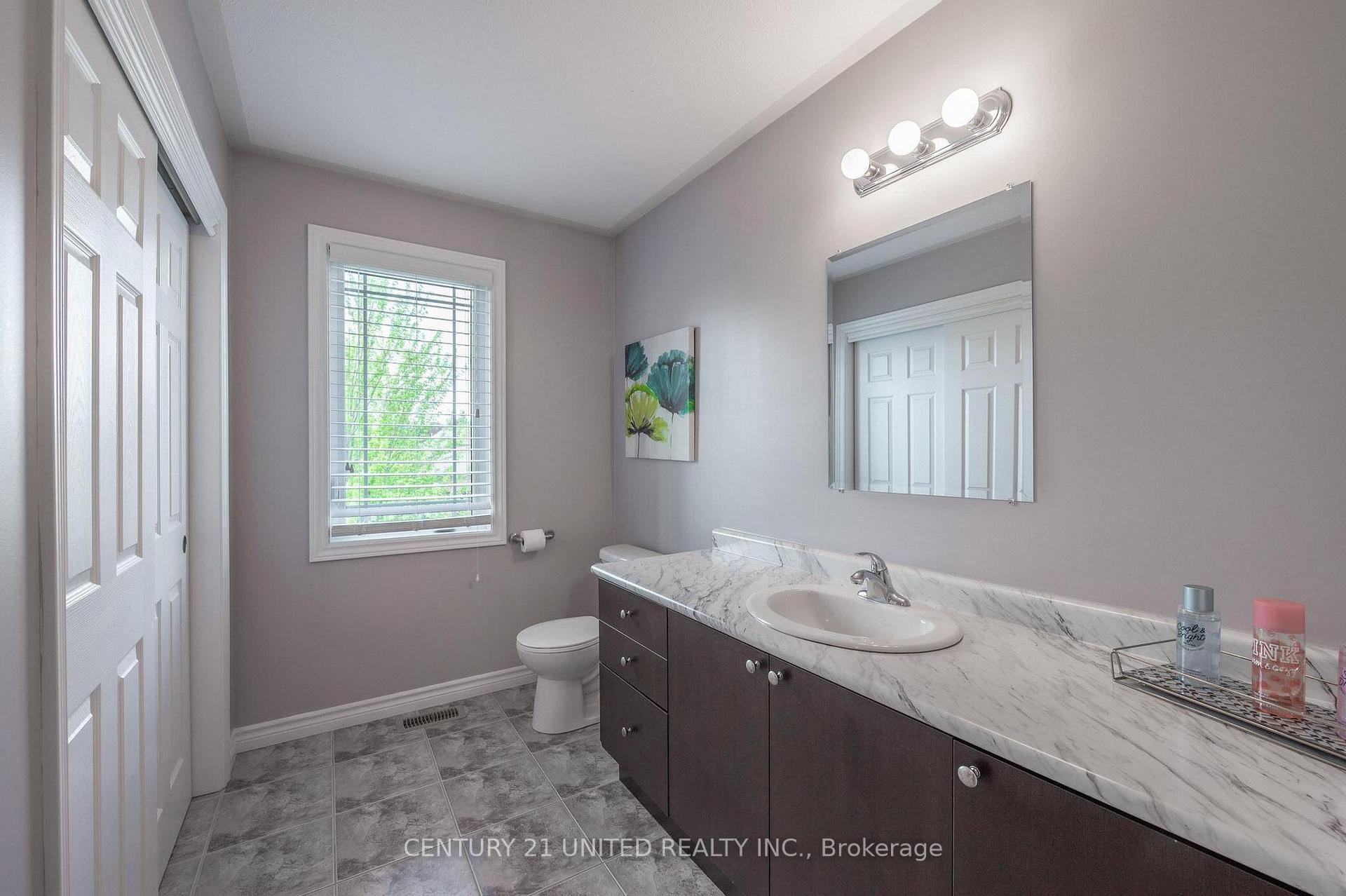 Photo 15 of 451 Raymond Street, Peterborough, Northcrest Ward 5 — HOMEH