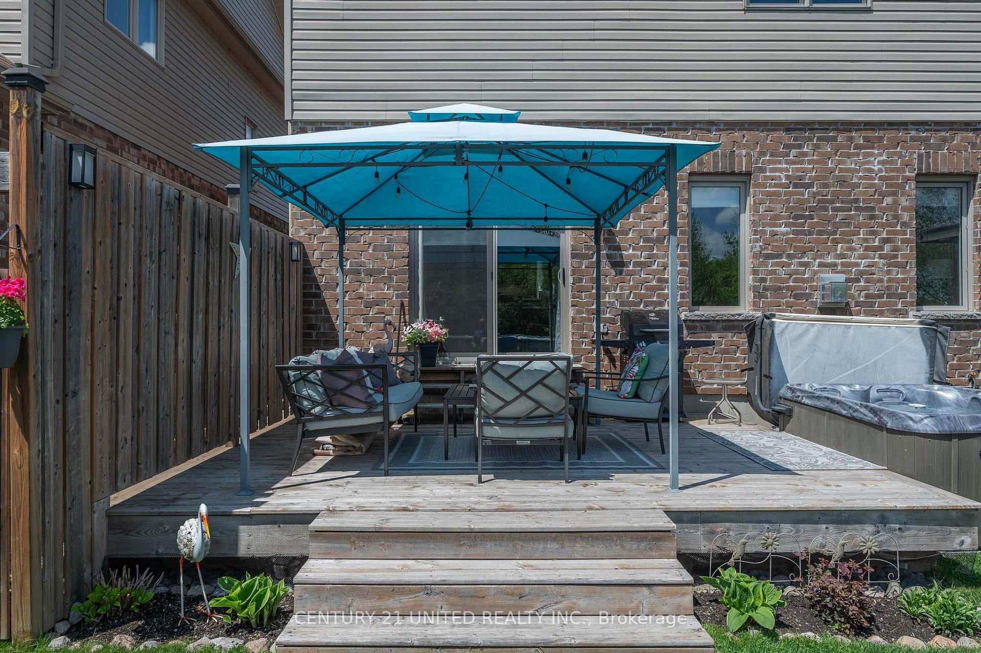Photo 16 of 451 Raymond Street, Peterborough, Northcrest Ward 5 — HOMEH