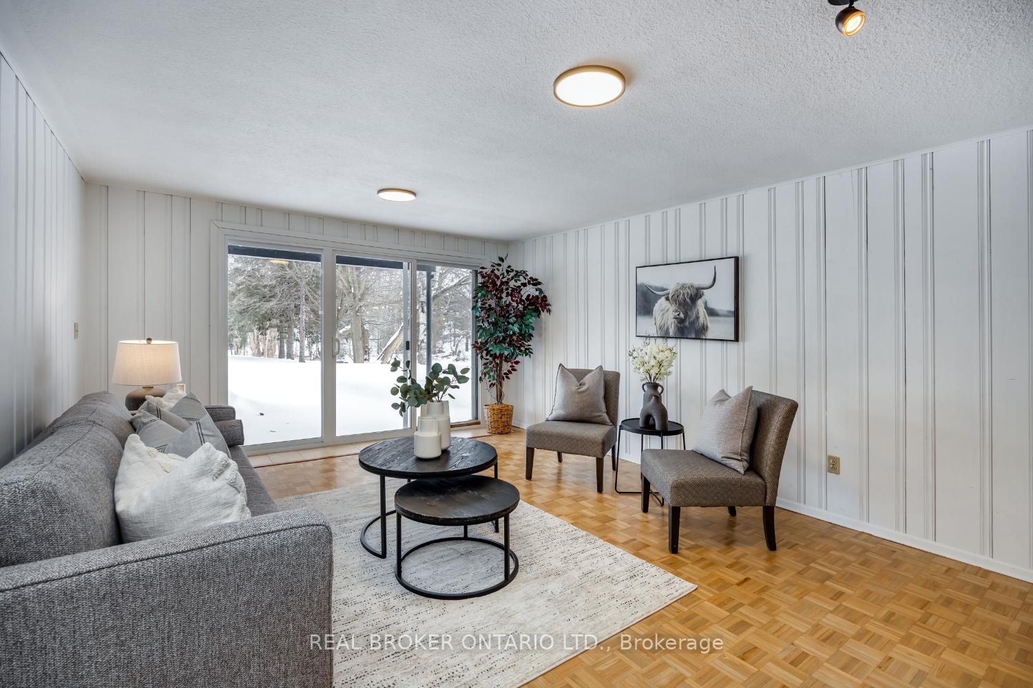 Photo 6 of 883 Walnut Court, Oshawa, Donevan — HOMEH