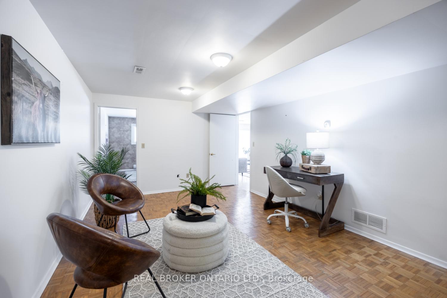 Photo 9 of 883 Walnut Court, Oshawa, Donevan — HOMEH