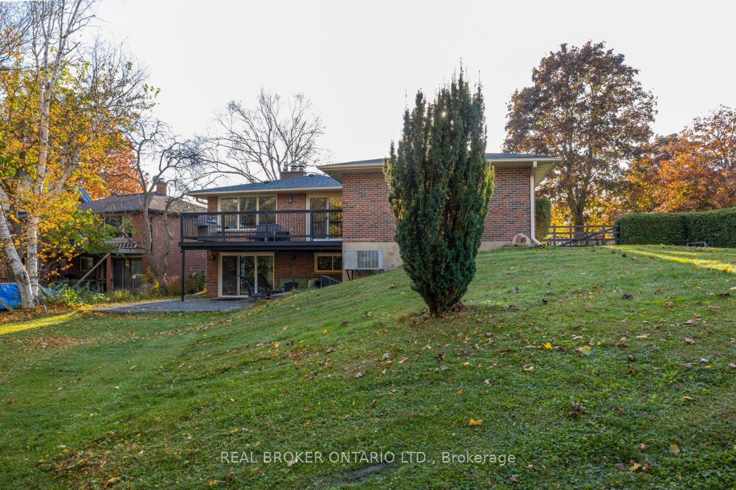 Photo 13 of 883 Walnut Court, Oshawa, Donevan — HOMEH