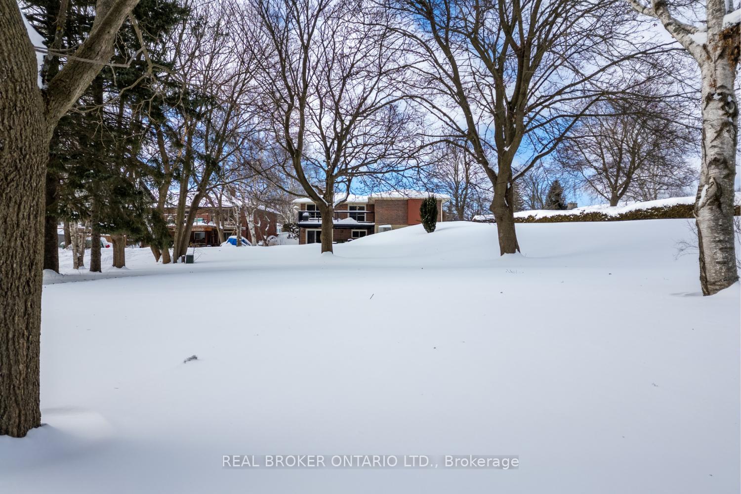 Photo 22 of 883 Walnut Court, Oshawa, Donevan — HOMEH