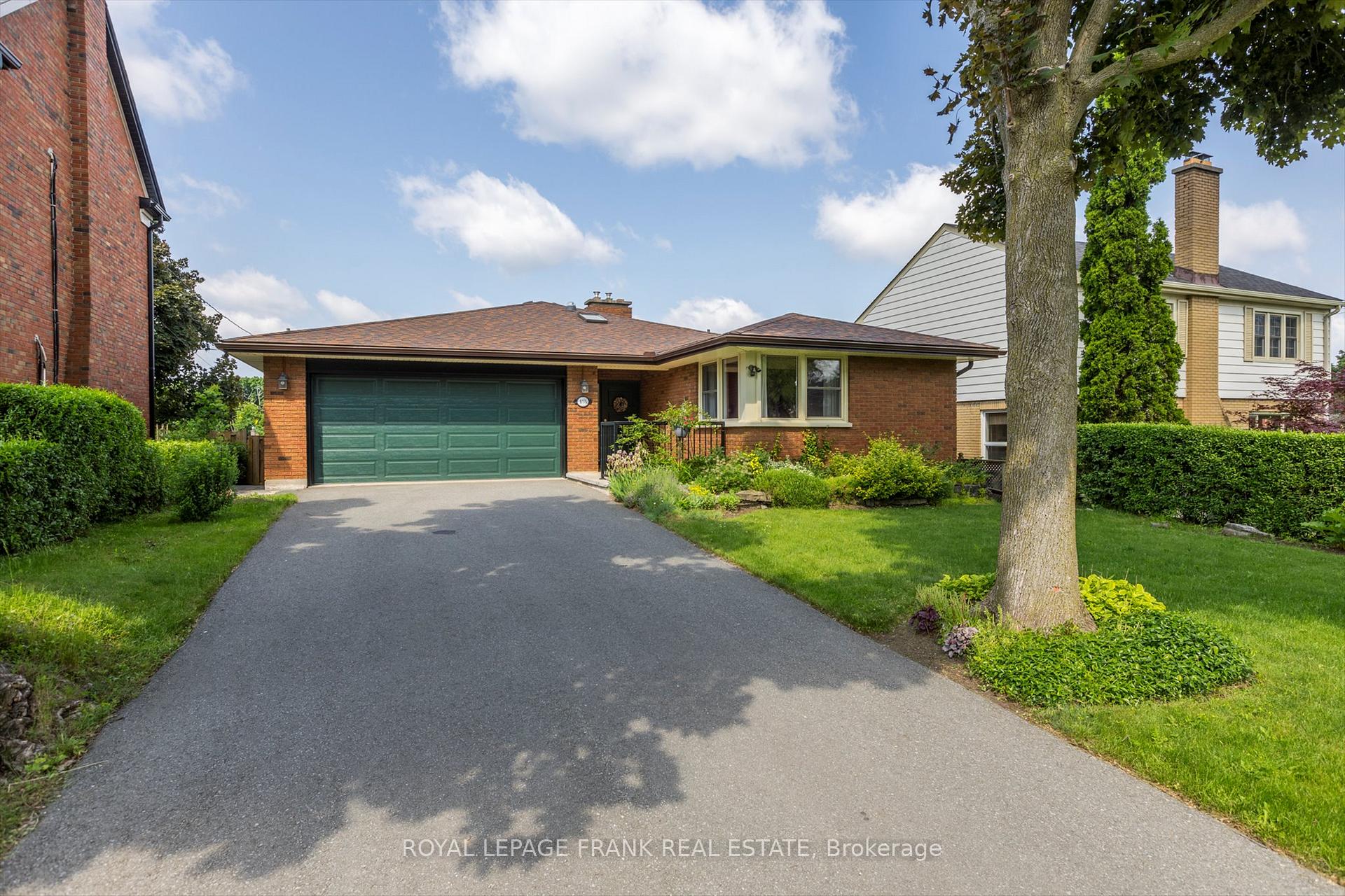 Photo 2 of 455 Manorhill Avenue, Peterborough, Town Ward 3 — HOMEH