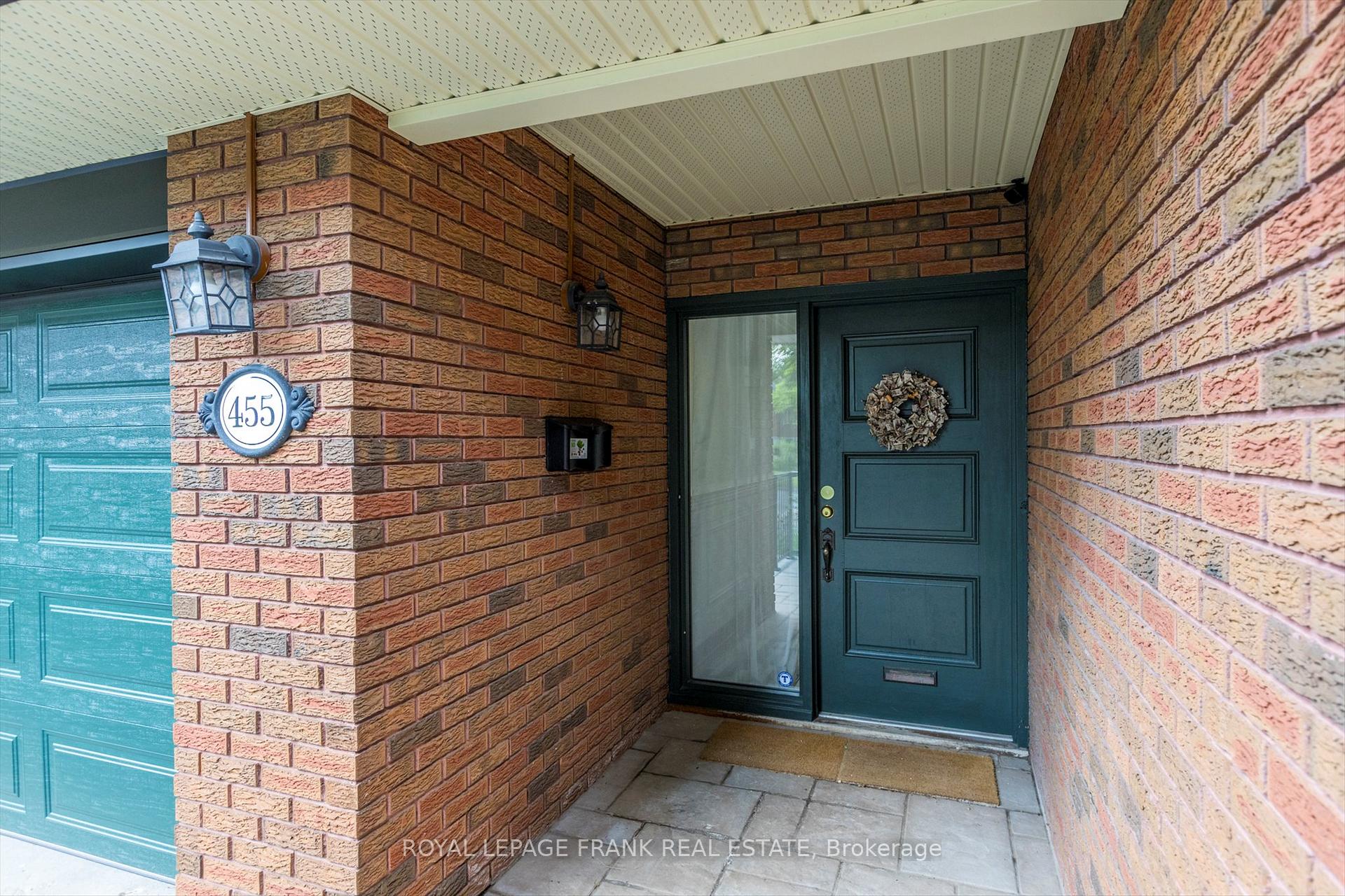 Photo 3 of 455 Manorhill Avenue, Peterborough, Town Ward 3 — HOMEH
