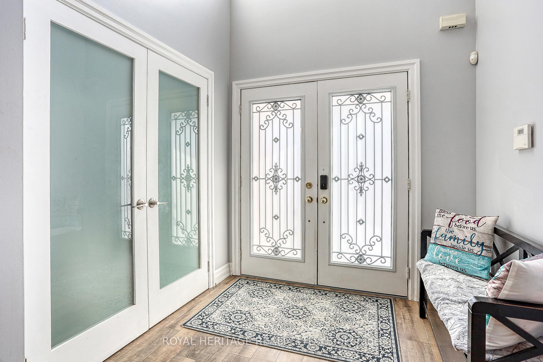 Photo 2 of 1563 Spencely Drive, Oshawa, Taunton — HOMEH