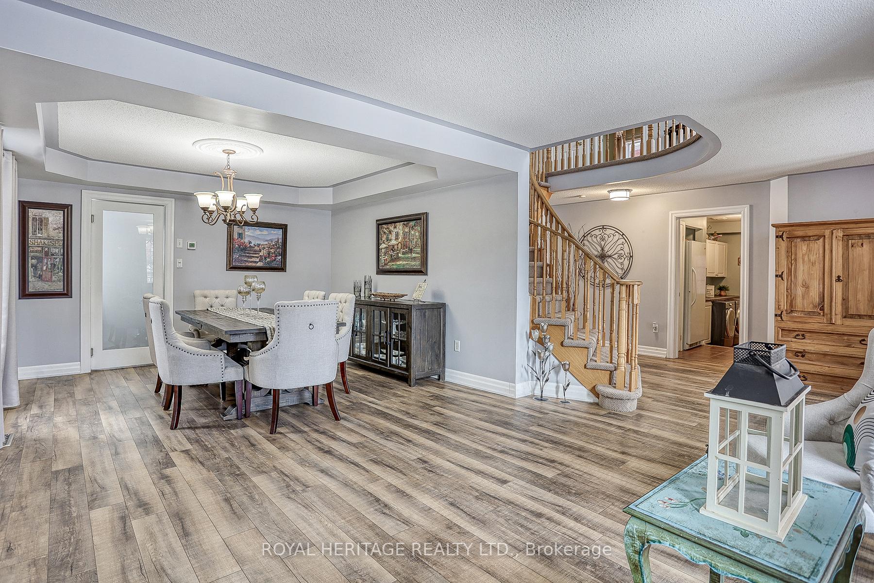 Photo 8 of 1563 Spencely Drive, Oshawa, Taunton — HOMEH