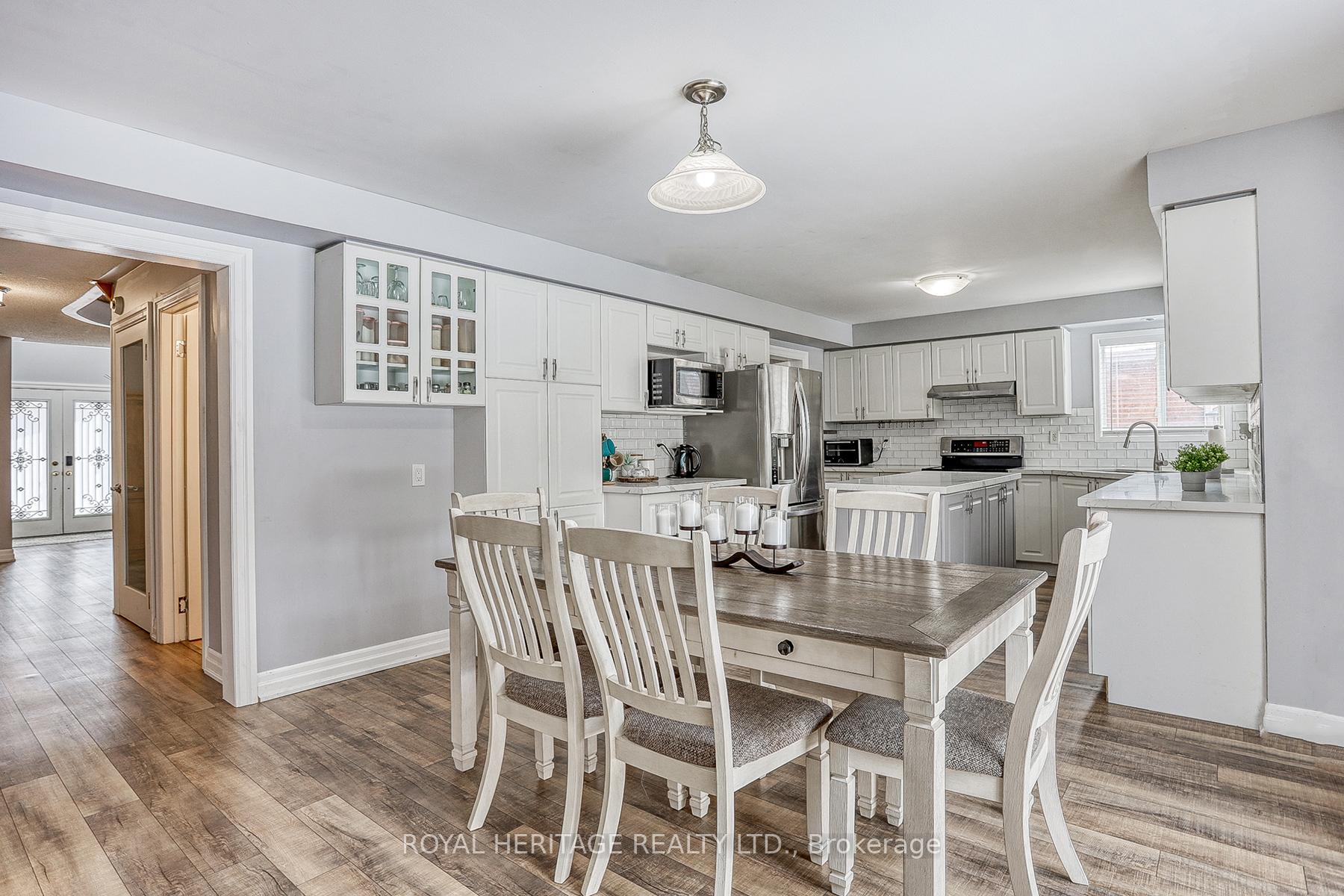 Photo 17 of 1563 Spencely Drive, Oshawa, Taunton — HOMEH