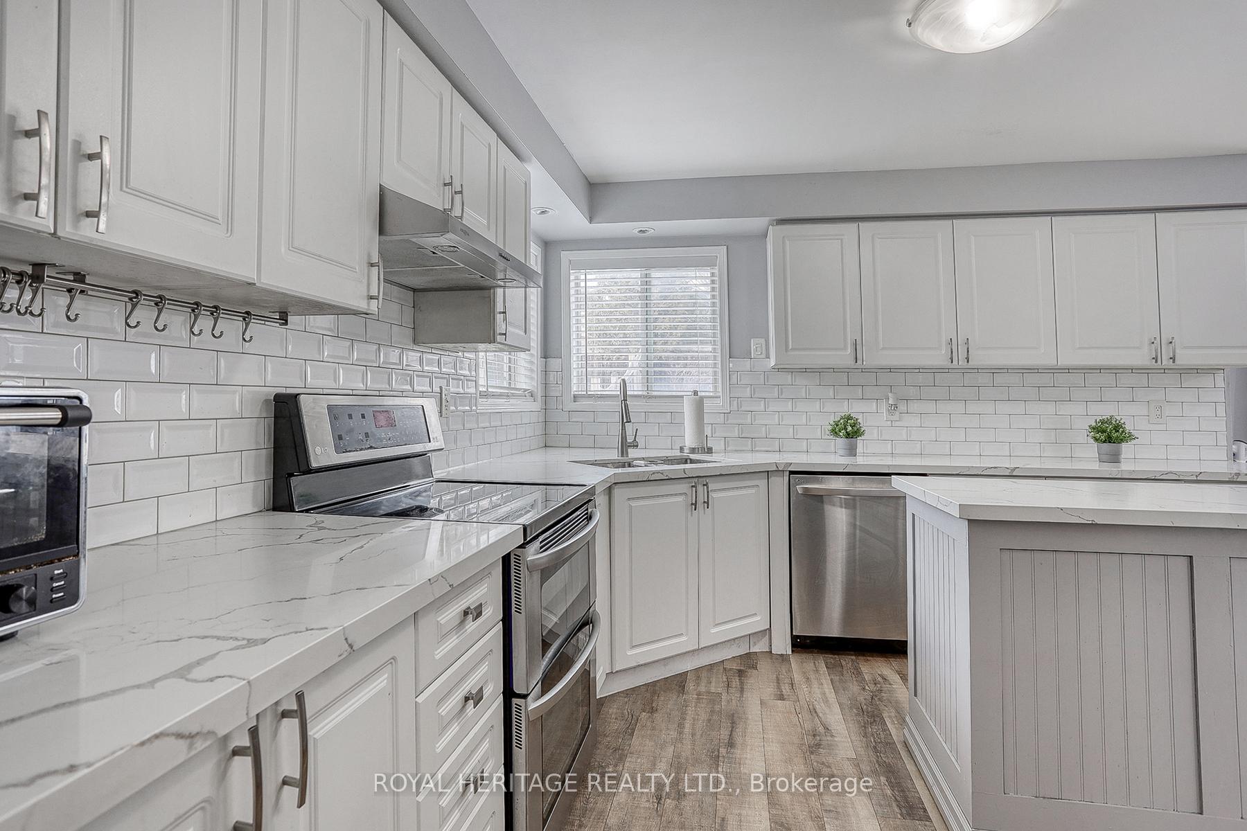 Photo 21 of 1563 Spencely Drive, Oshawa, Taunton — HOMEH
