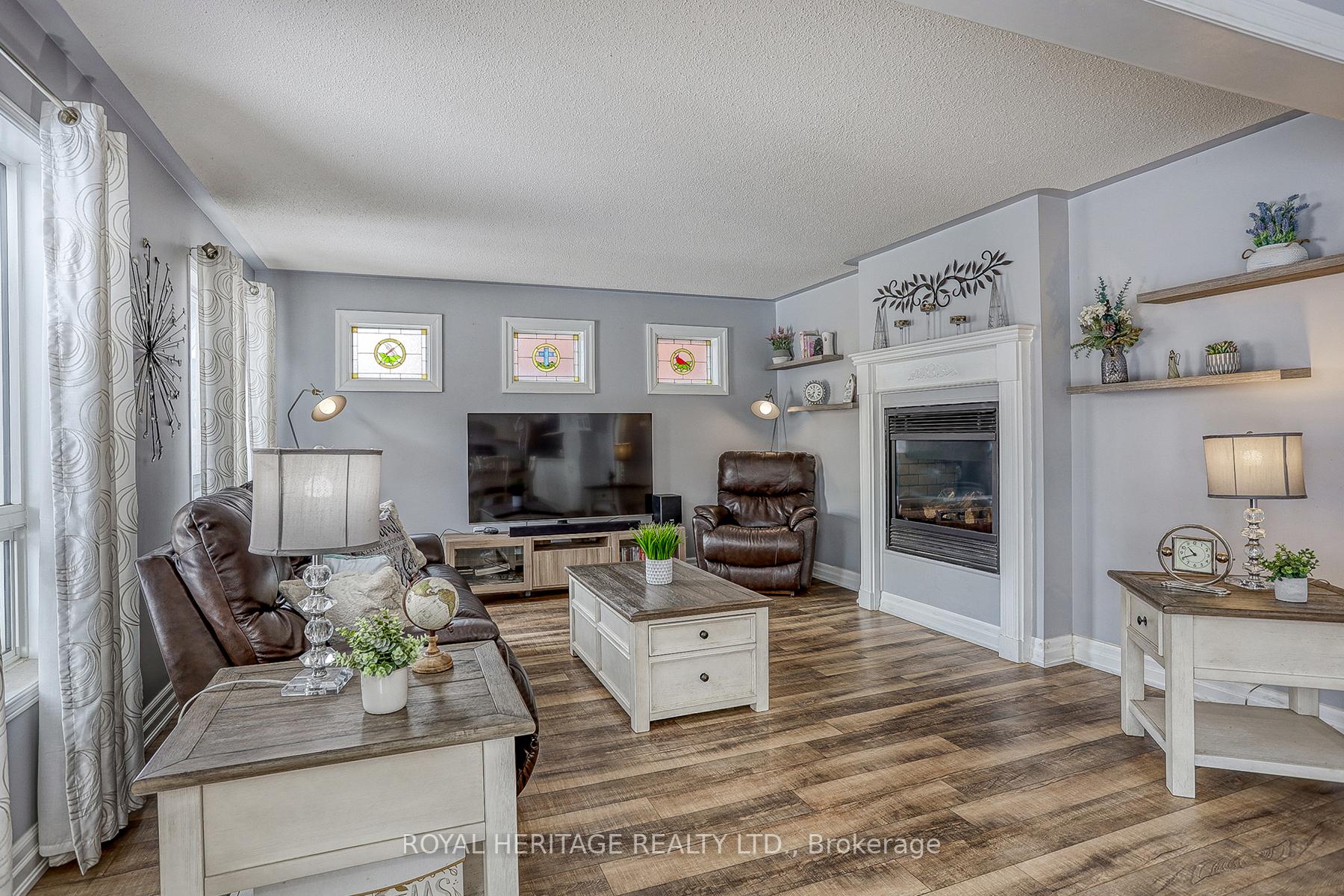 Photo 24 of 1563 Spencely Drive, Oshawa, Taunton — HOMEH