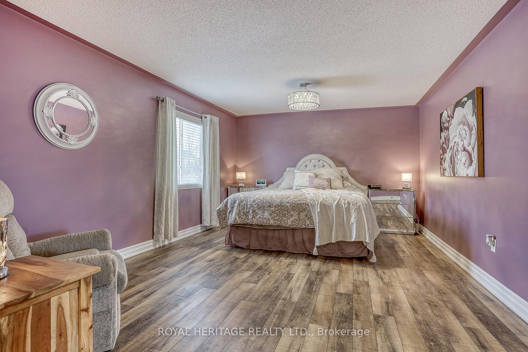 Photo 27 of 1563 Spencely Drive, Oshawa, Taunton — HOMEH