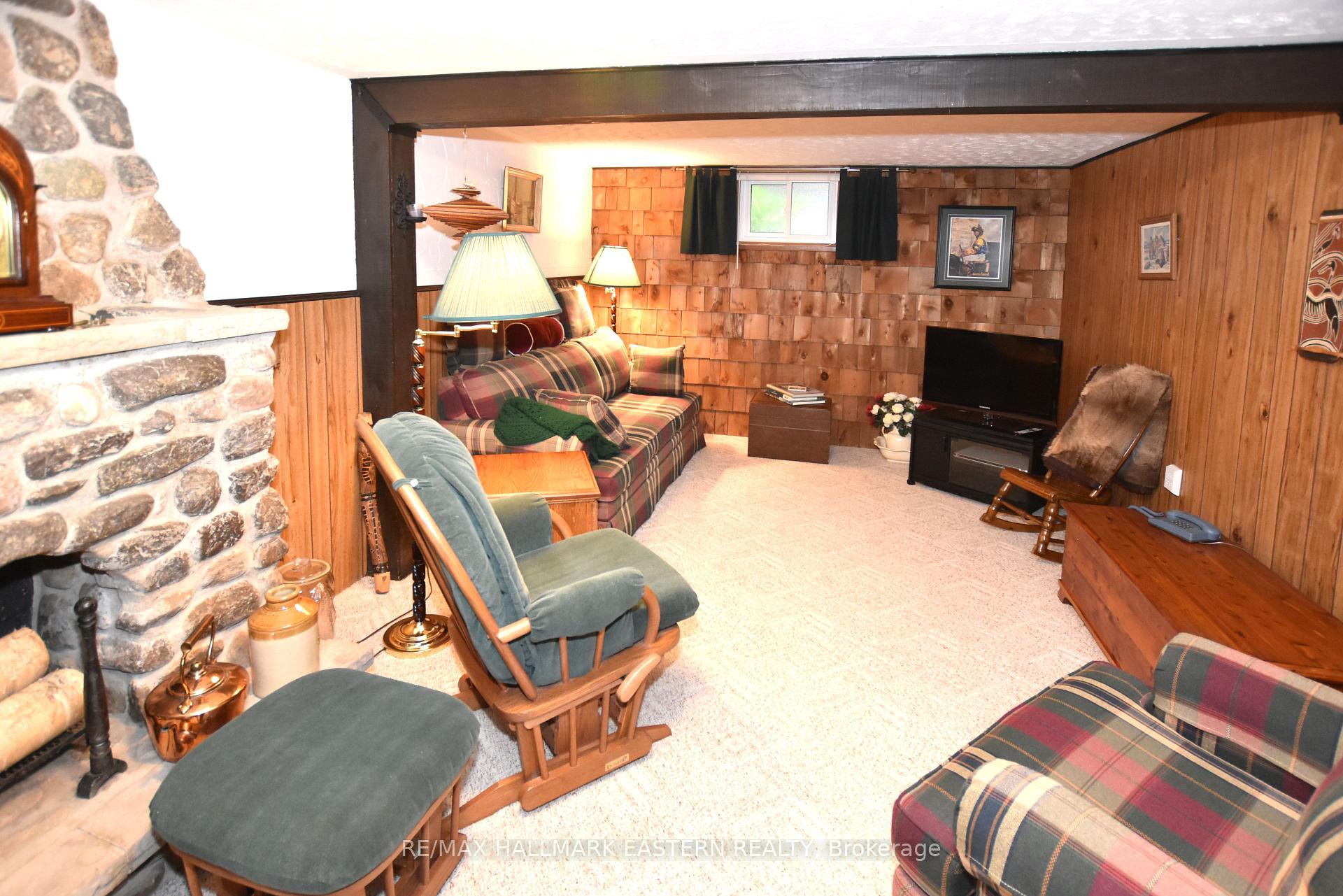 Photo 20 of 17 Trillium Lane, Peterborough, Northcrest Ward 5 — HOMEH