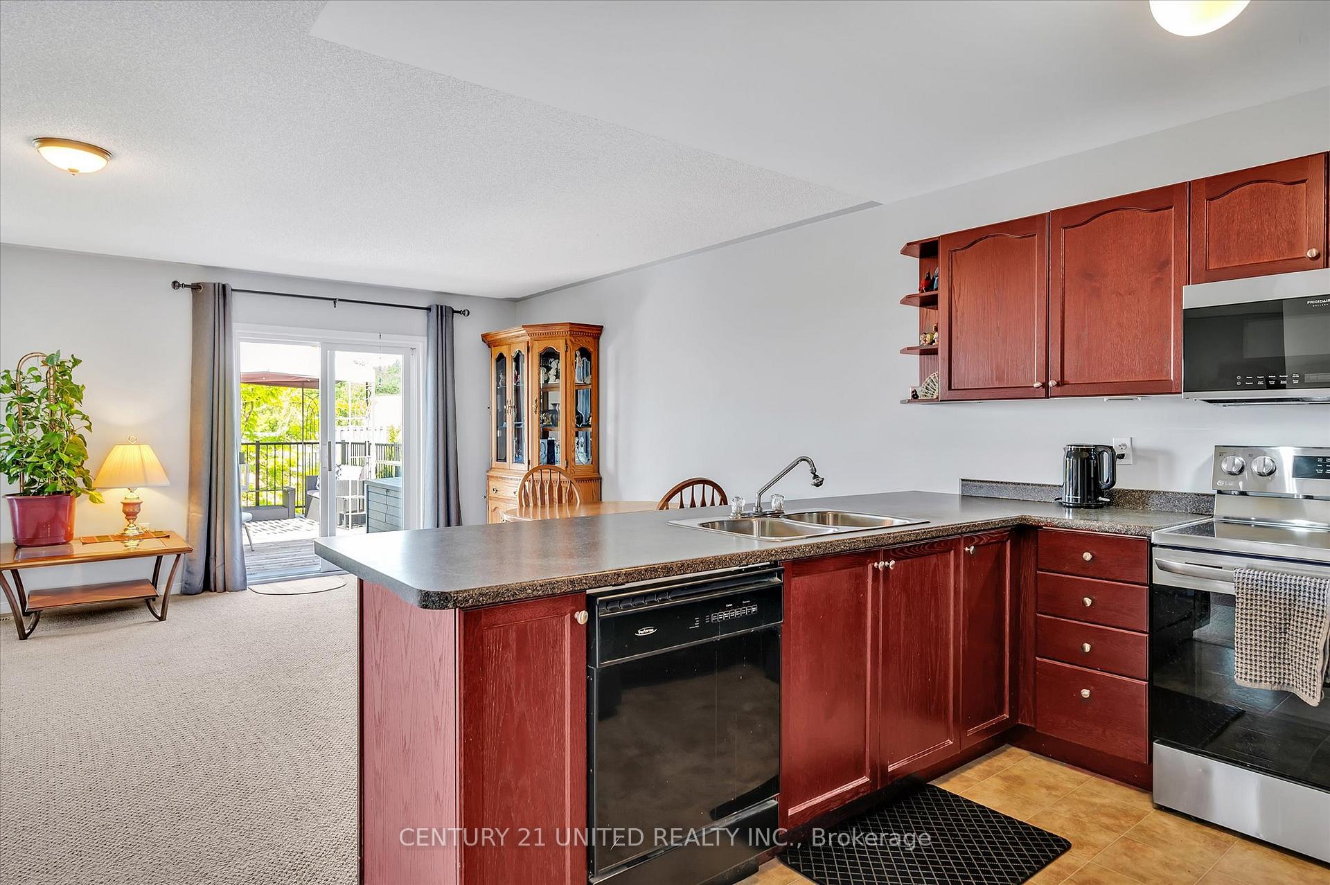 Photo 7 of 610 Clancy Crescent, Peterborough, Otonabee Ward 1 — HOMEH