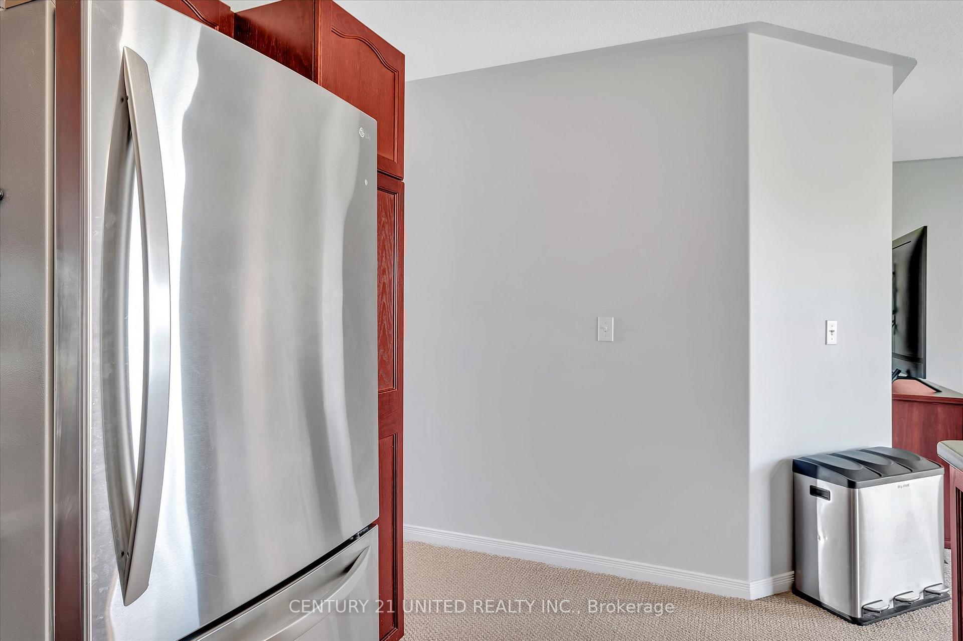Photo 11 of 610 Clancy Crescent, Peterborough, Otonabee Ward 1 — HOMEH