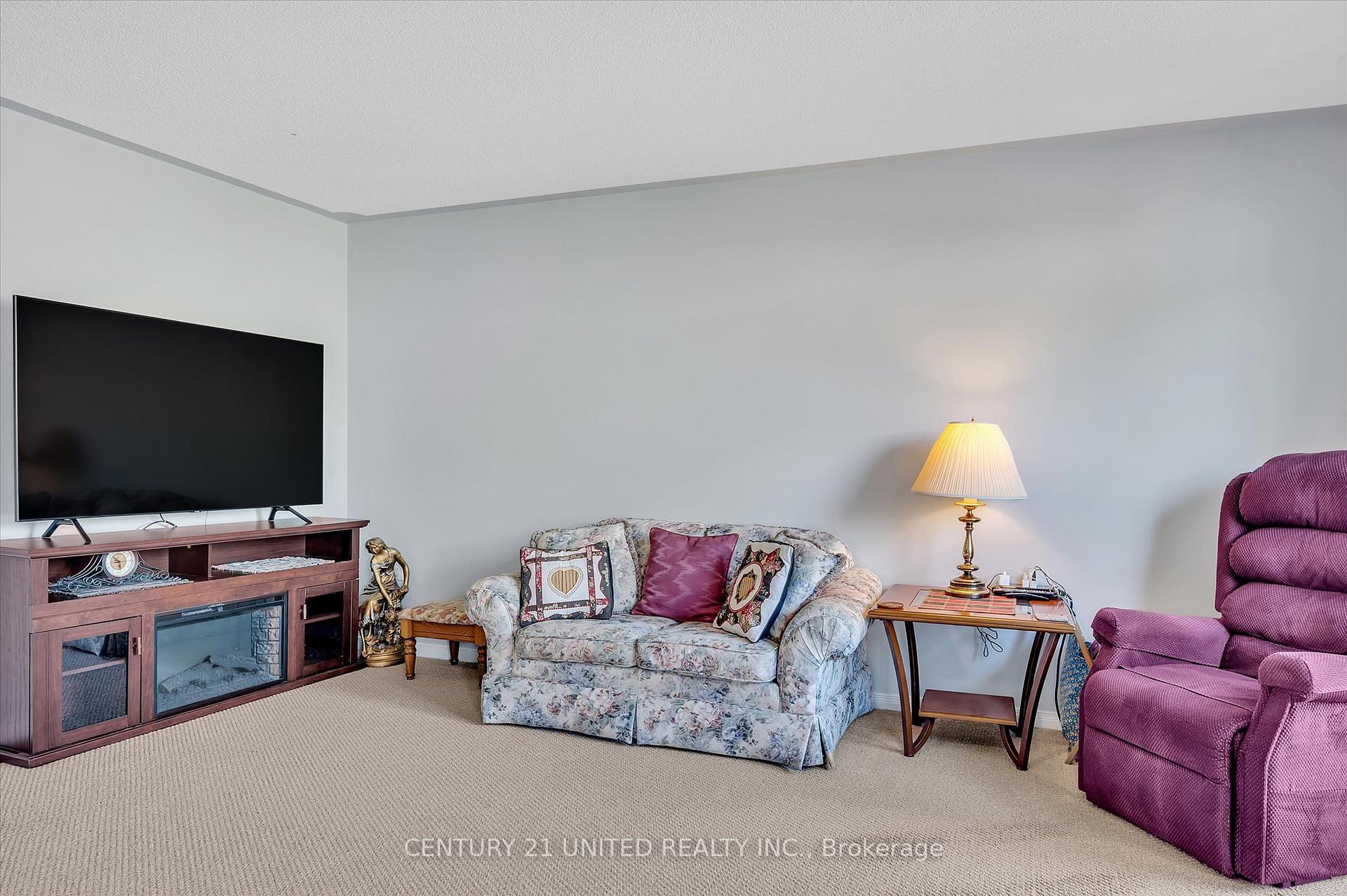 Photo 17 of 610 Clancy Crescent, Peterborough, Otonabee Ward 1 — HOMEH