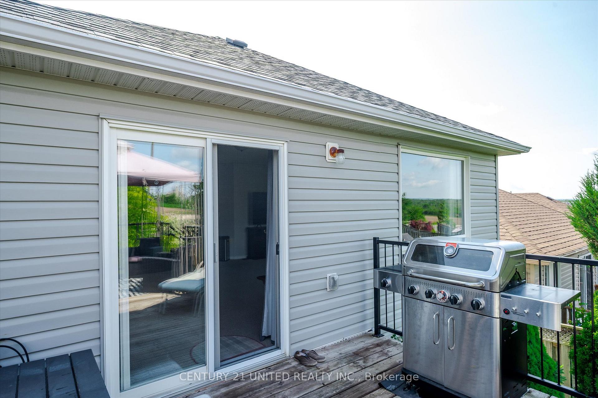 Photo 19 of 610 Clancy Crescent, Peterborough, Otonabee Ward 1 — HOMEH