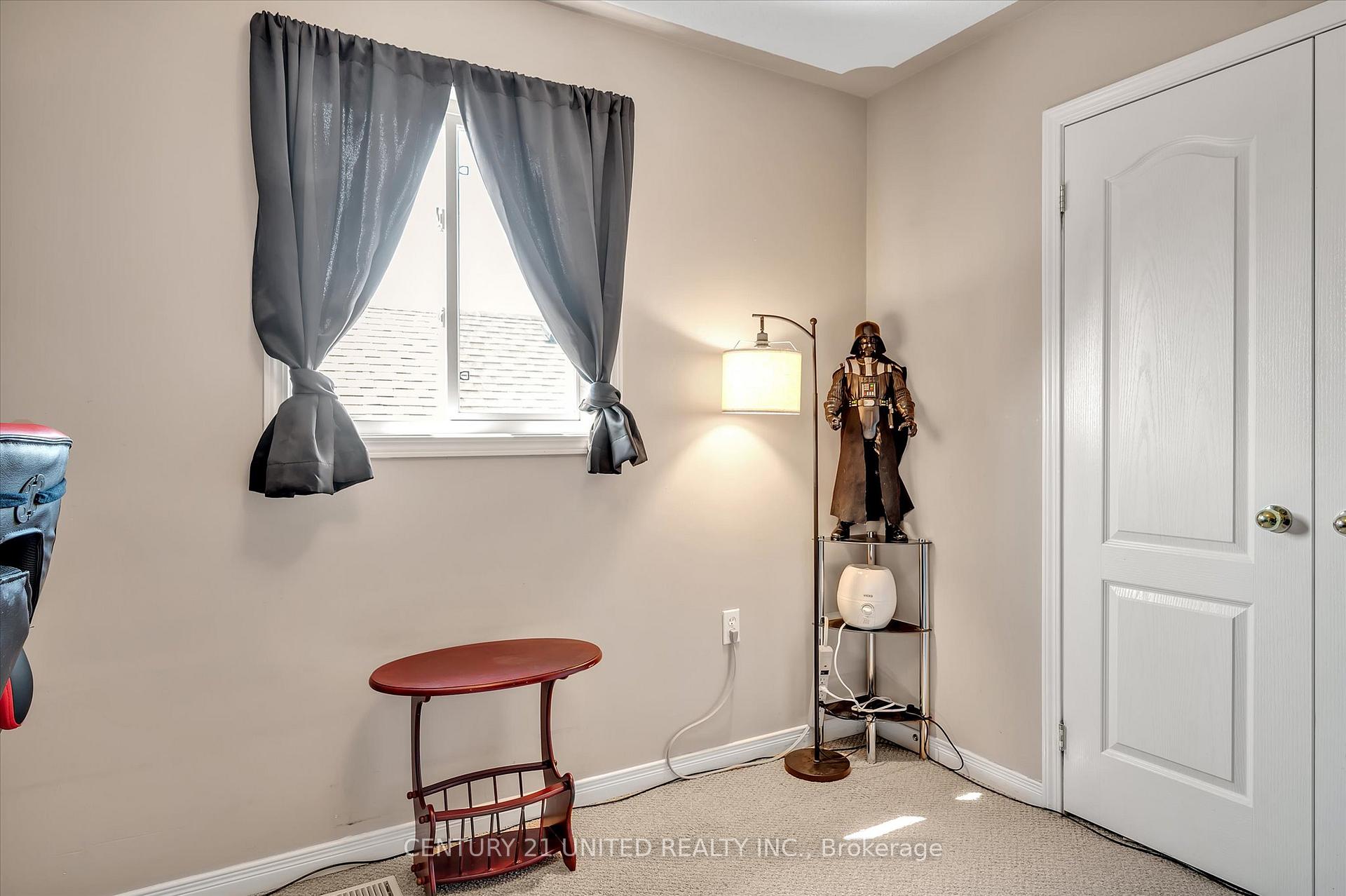 Photo 32 of 610 Clancy Crescent, Peterborough, Otonabee Ward 1 — HOMEH