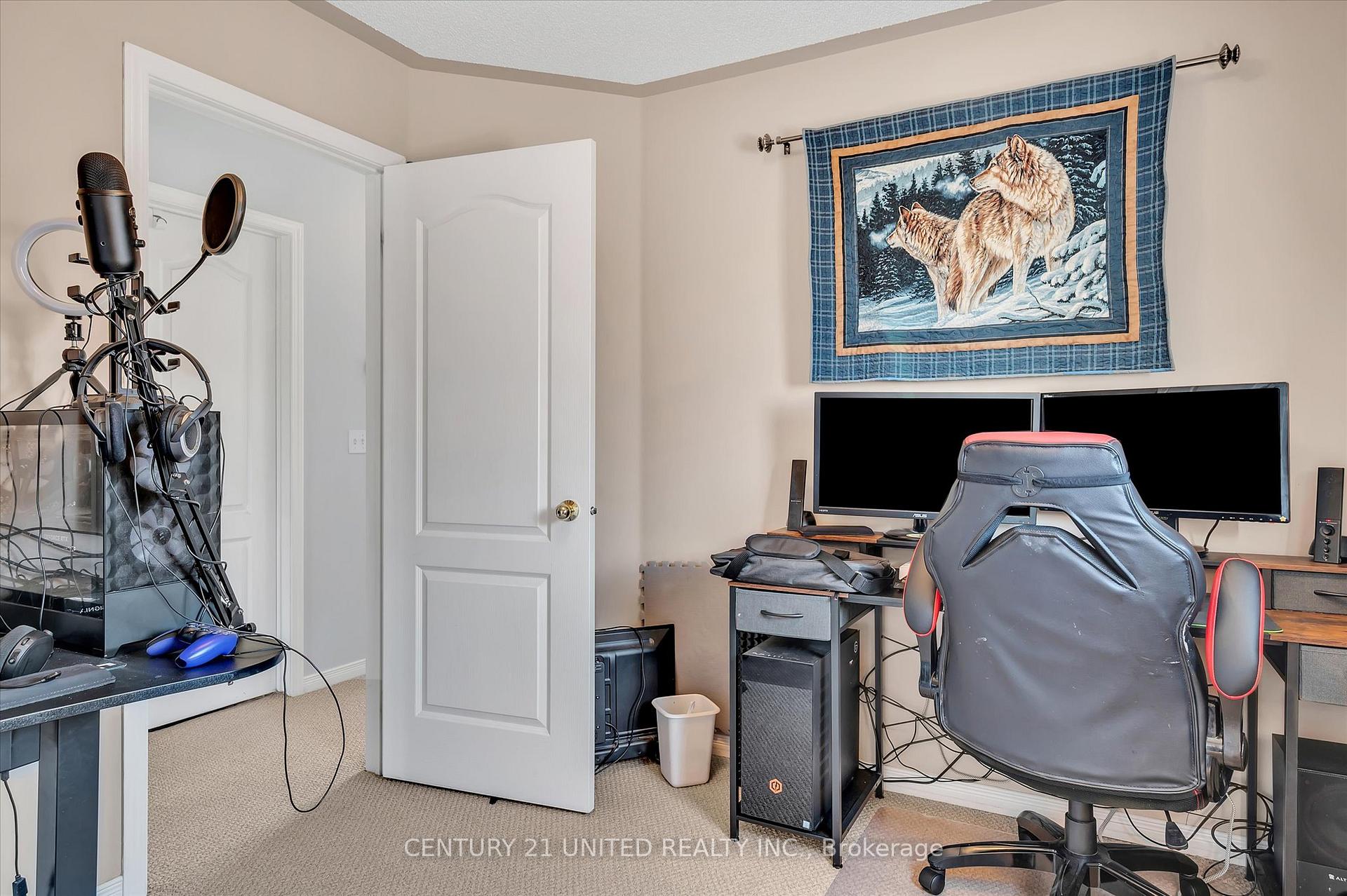 Photo 34 of 610 Clancy Crescent, Peterborough, Otonabee Ward 1 — HOMEH
