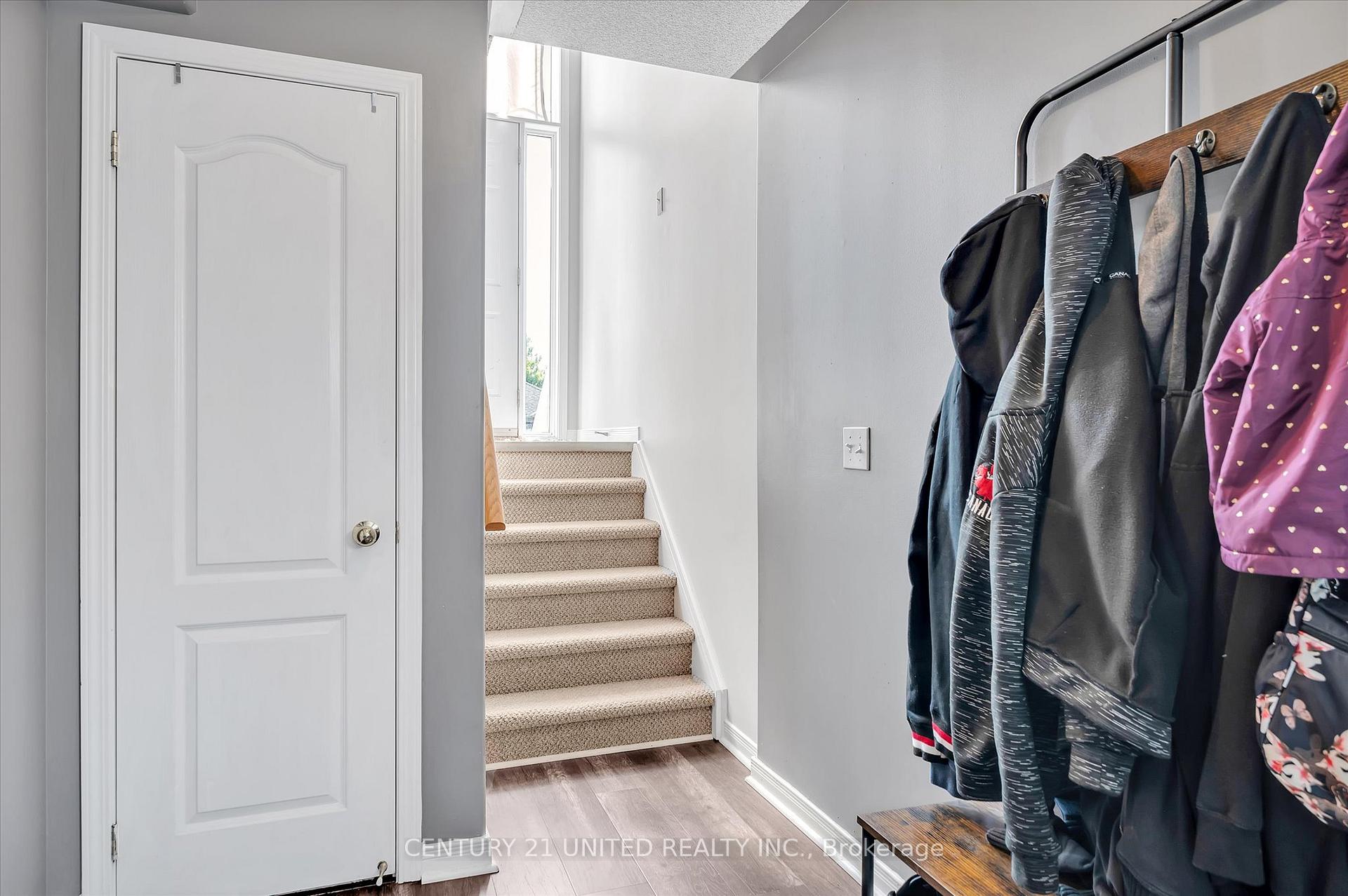 Photo 35 of 610 Clancy Crescent, Peterborough, Otonabee Ward 1 — HOMEH