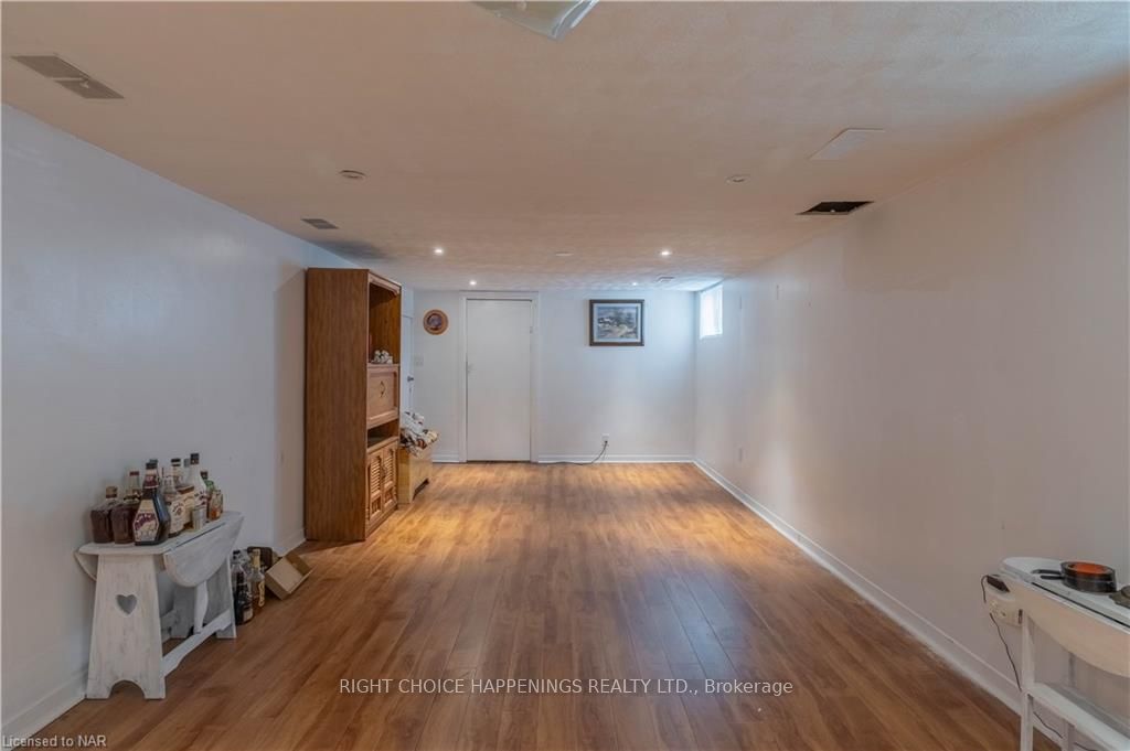 Photo 5 of 34 Lyons Avenue, Welland, Lincoln/Crowland — HOMEH
