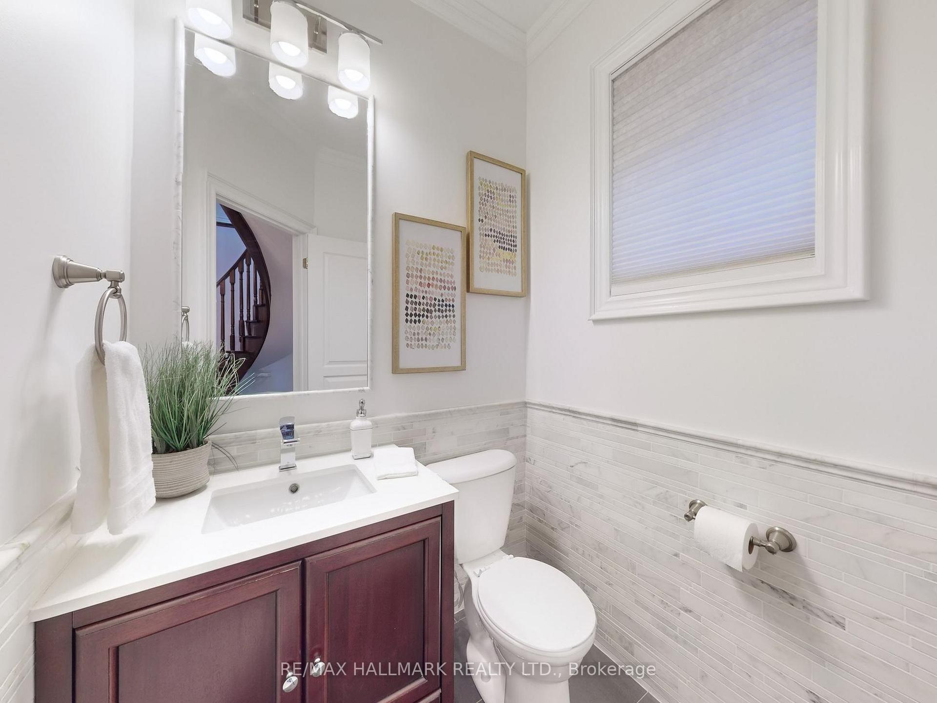 Photo 12 of 60 Wardlaw Place, Vaughan, Vellore Village — HOMEH