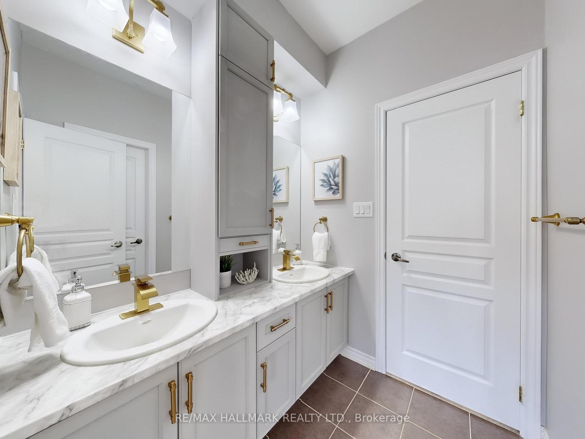 Photo 18 of 60 Wardlaw Place, Vaughan, Vellore Village — HOMEH