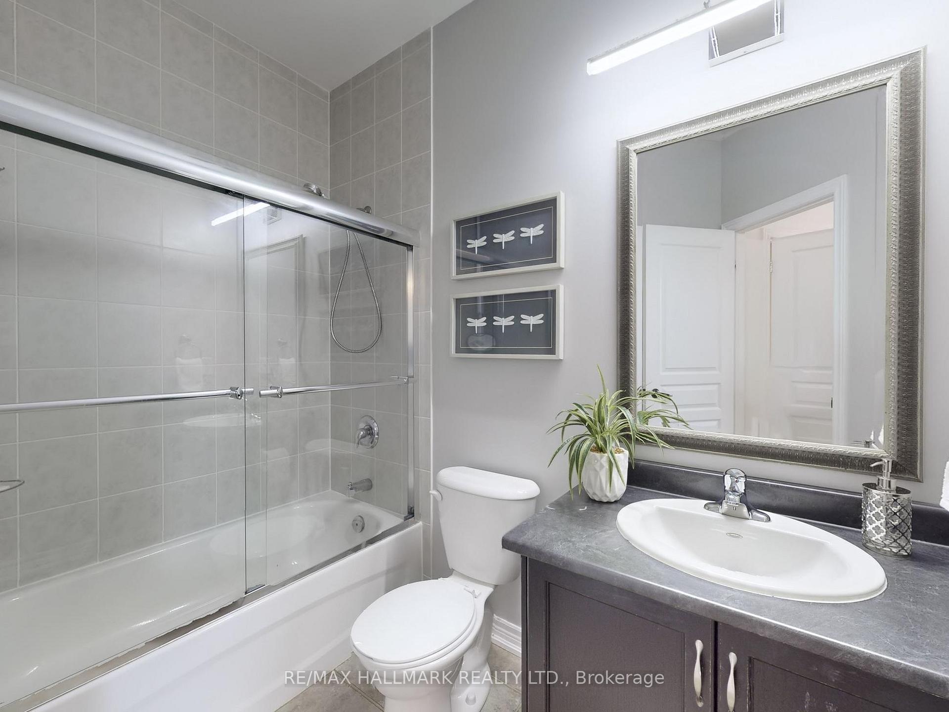 Photo 21 of 60 Wardlaw Place, Vaughan, Vellore Village — HOMEH