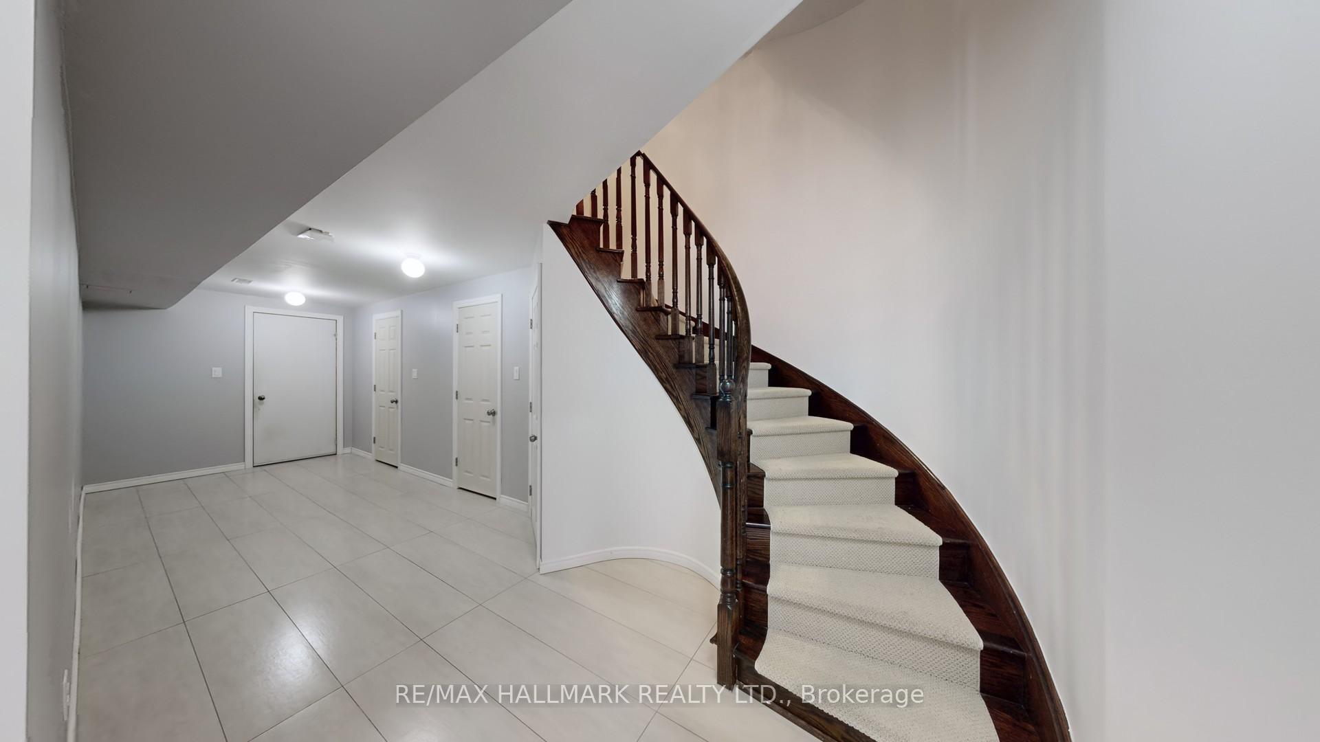 Photo 23 of 60 Wardlaw Place, Vaughan, Vellore Village — HOMEH