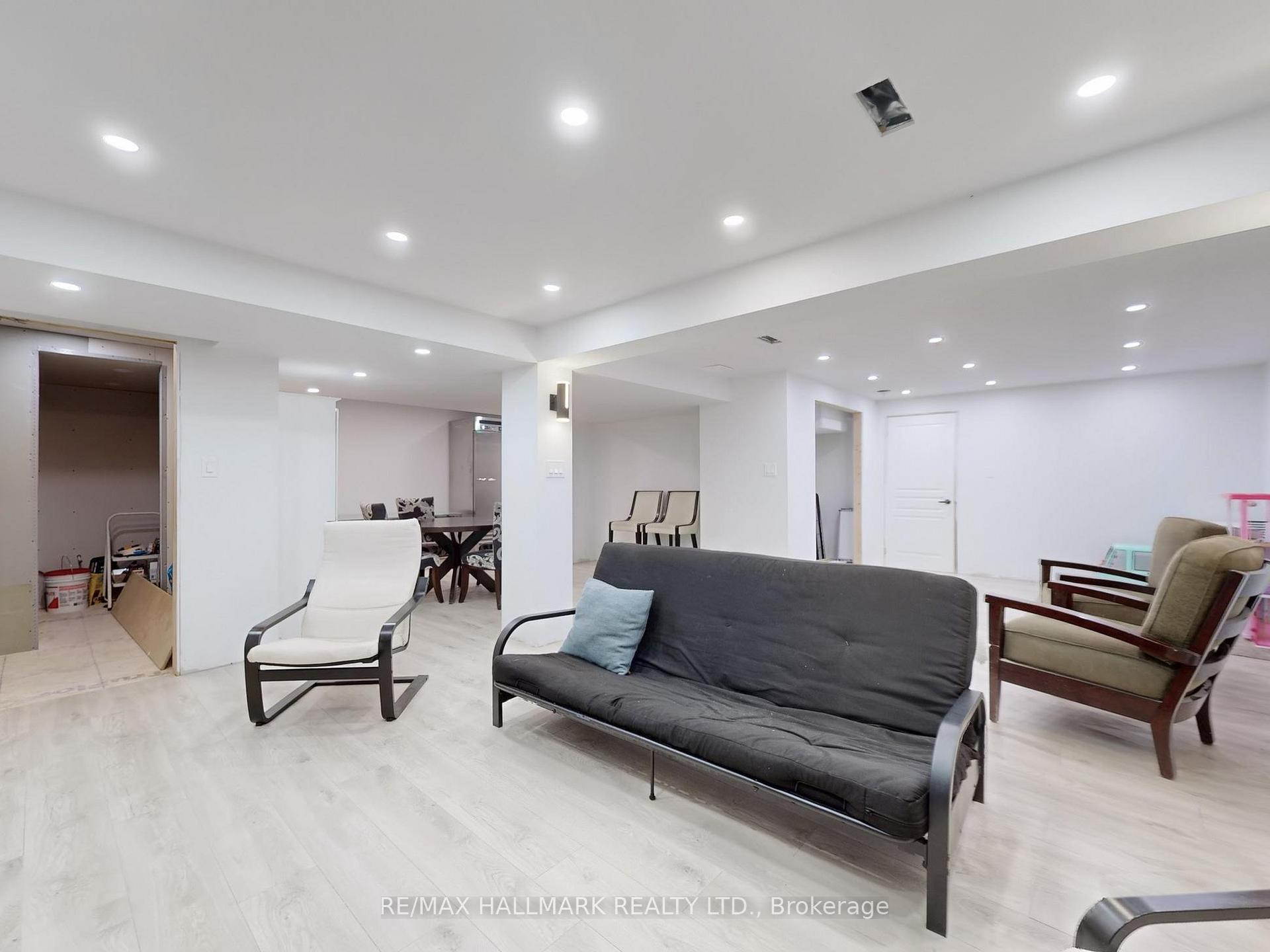 Photo 25 of 60 Wardlaw Place, Vaughan, Vellore Village — HOMEH