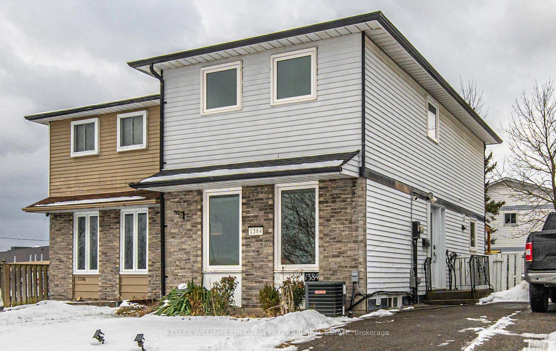 Photo 2 of 1384 Sharbot Street, Oshawa, Lakeview — HOMEH