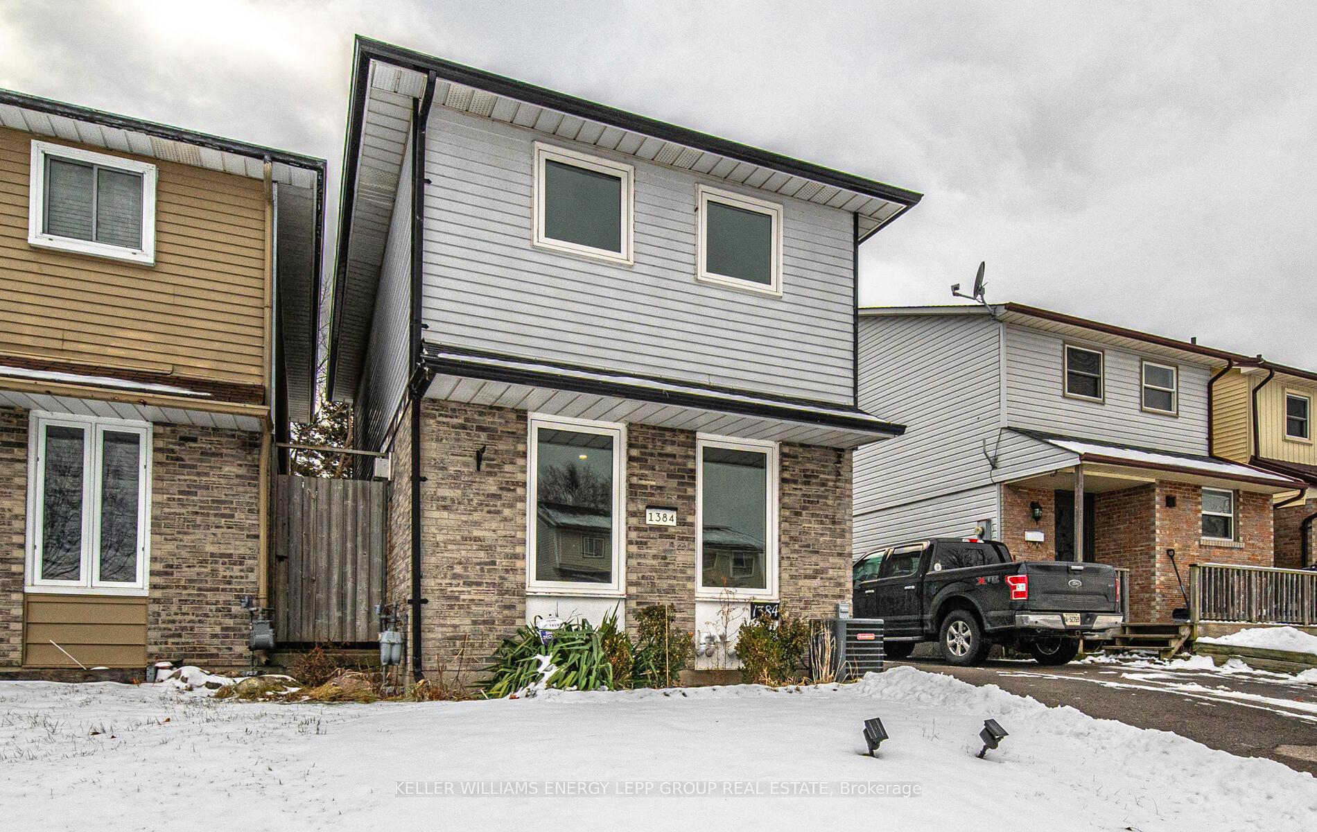 Photo 3 of 1384 Sharbot Street, Oshawa, Lakeview — HOMEH