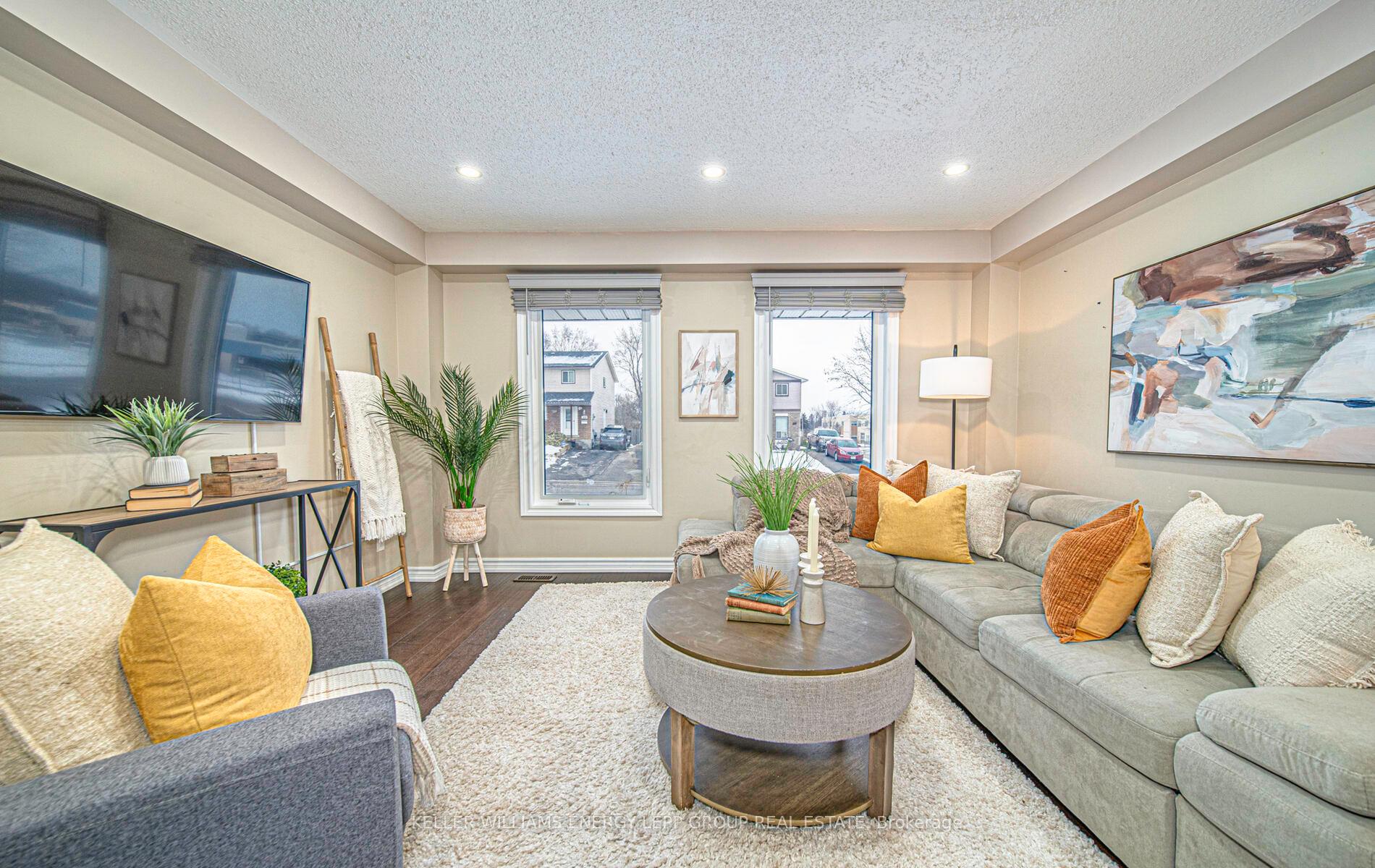 Photo 4 of 1384 Sharbot Street, Oshawa, Lakeview — HOMEH
