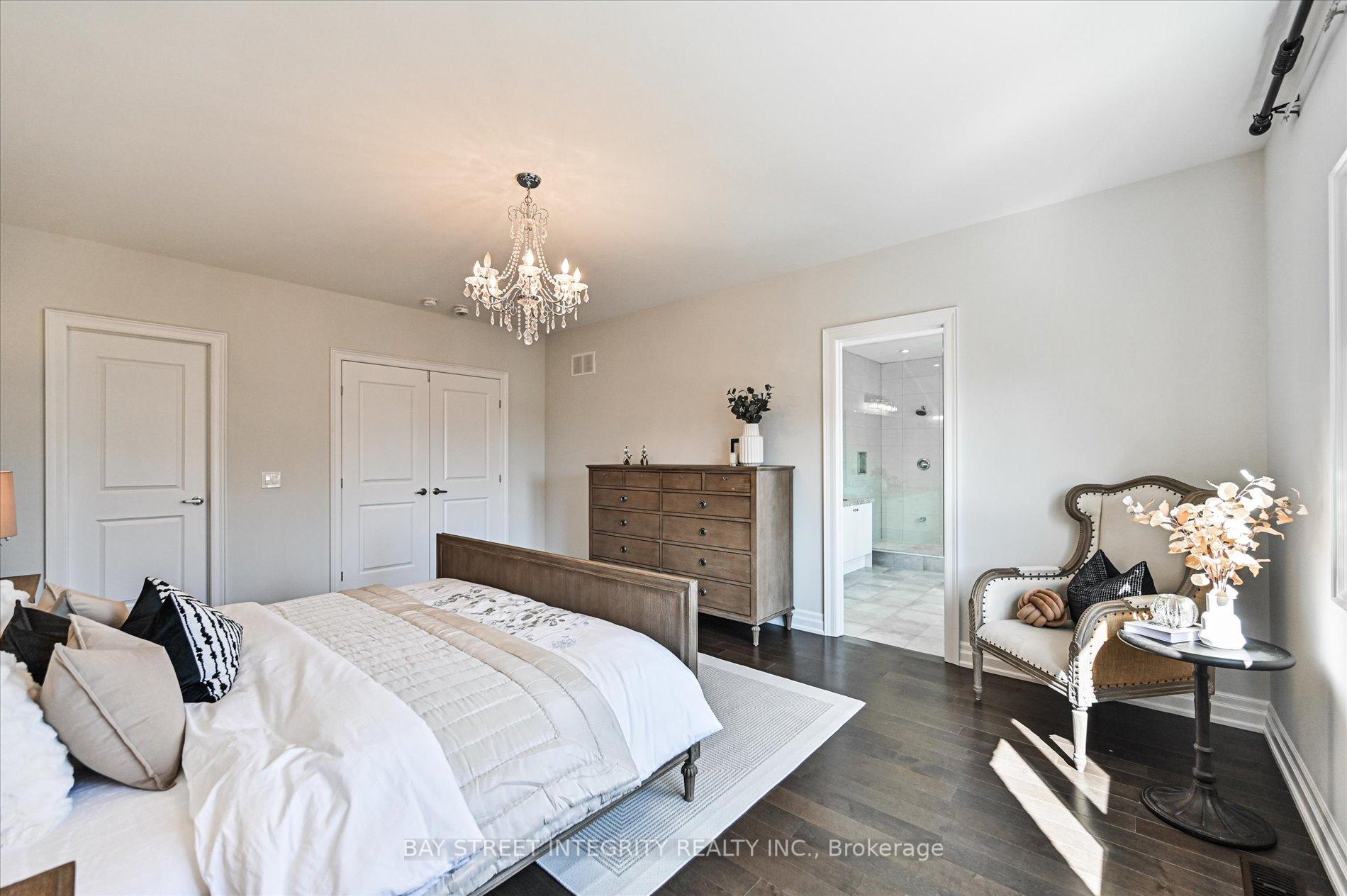 Photo 31 of 31 Alex Black Street, Vaughan, Patterson — HOMEH