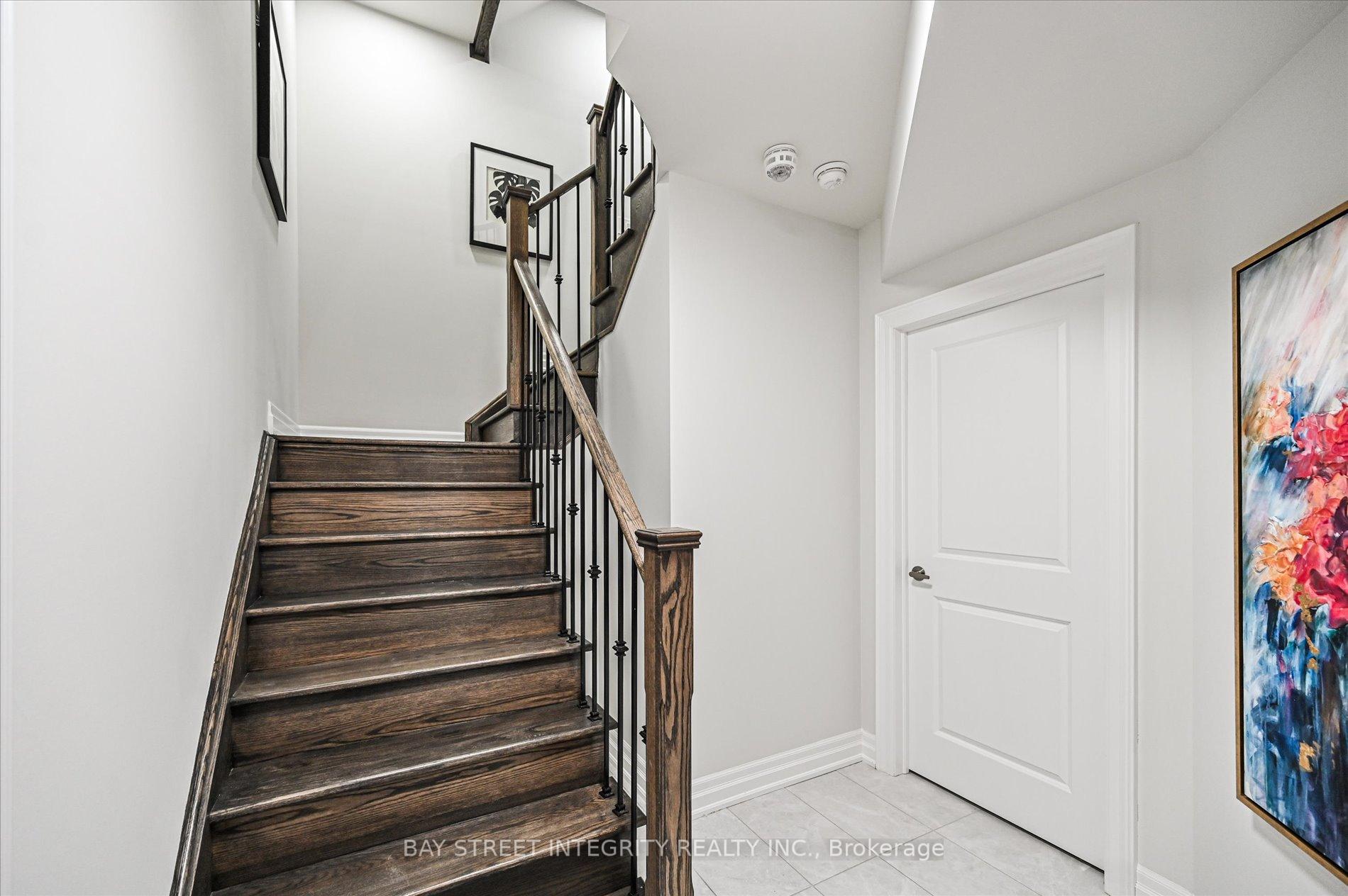 Photo 43 of 31 Alex Black Street, Vaughan, Patterson — HOMEH