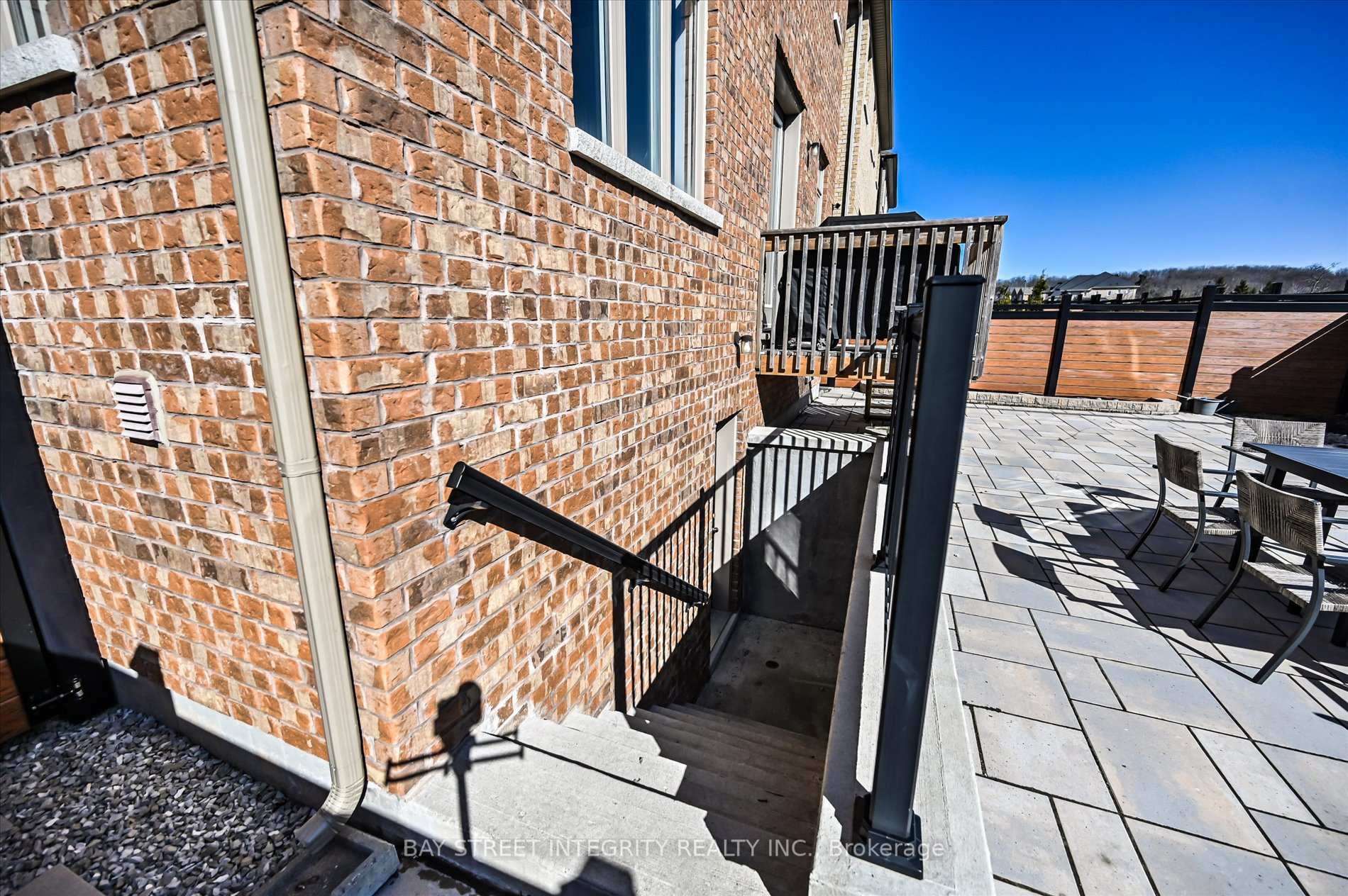 Photo 48 of 31 Alex Black Street, Vaughan, Patterson — HOMEH
