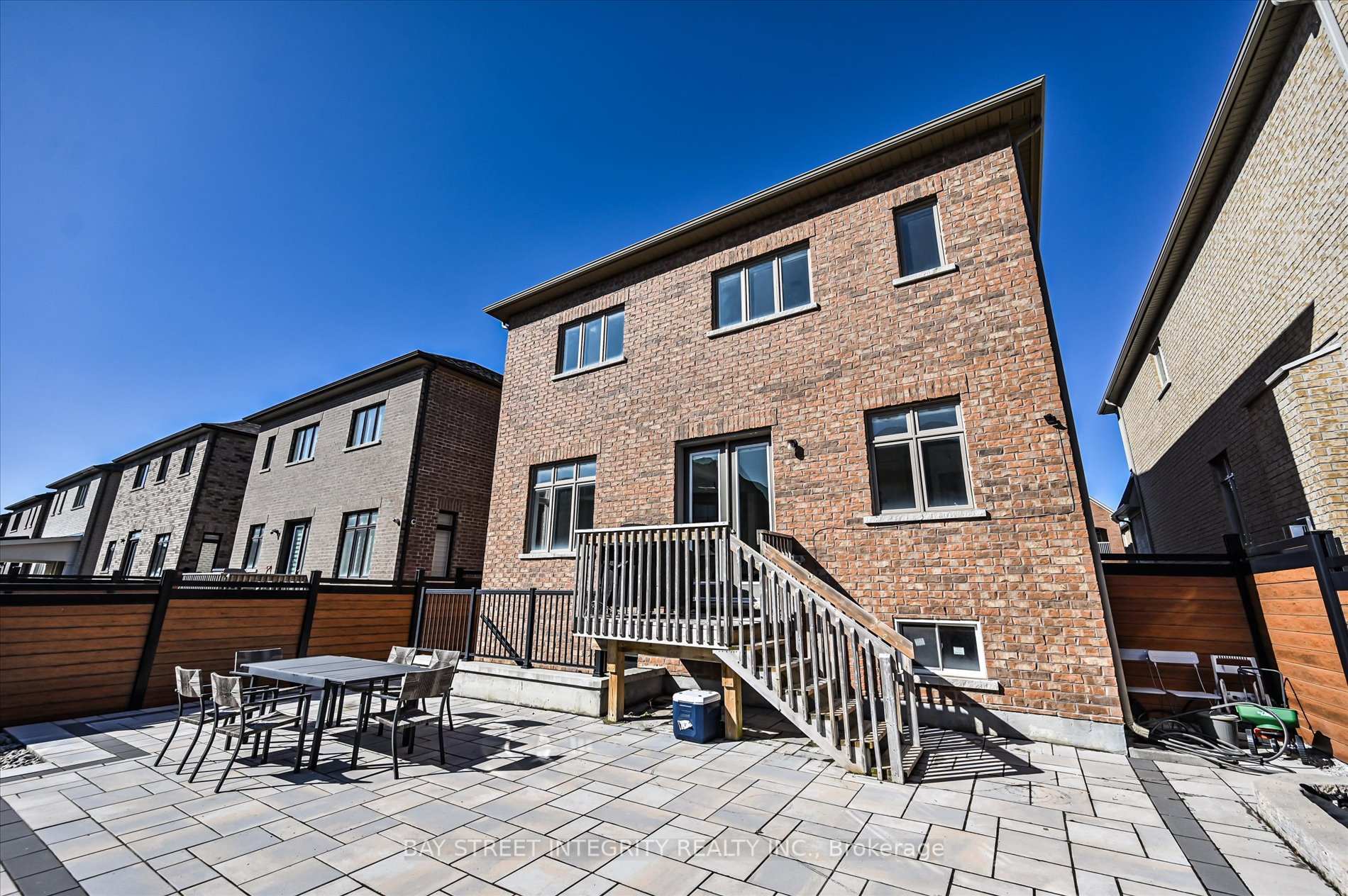 Photo 49 of 31 Alex Black Street, Vaughan, Patterson — HOMEH
