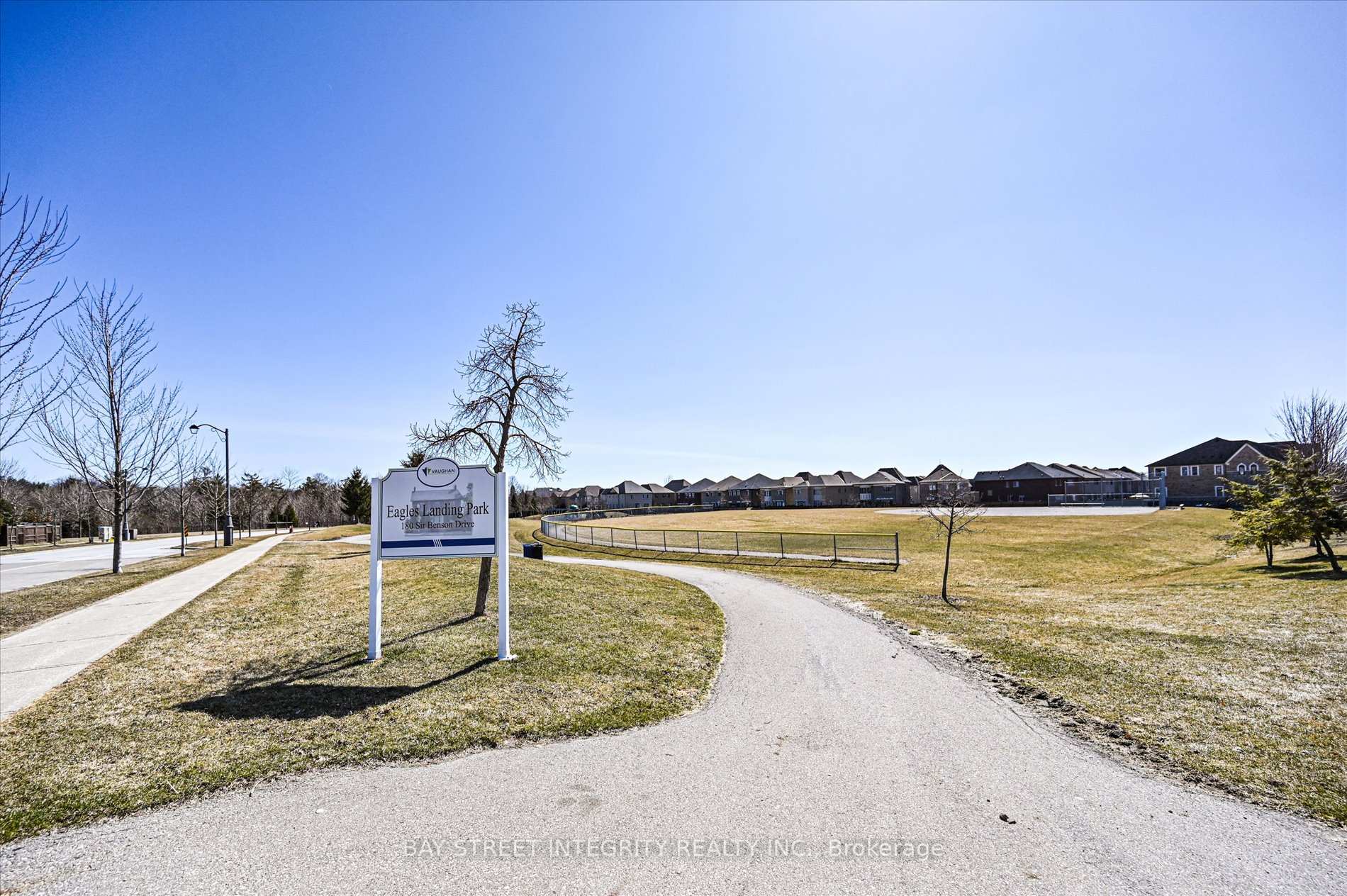 Photo 50 of 31 Alex Black Street, Vaughan, Patterson — HOMEH