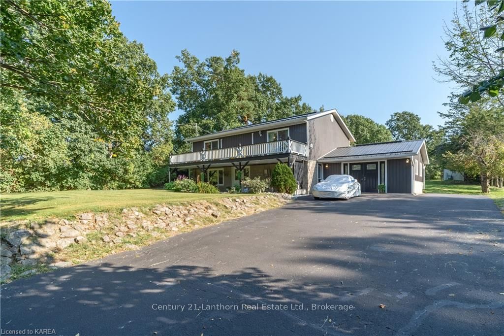 Front of 11807 Loyalist Parkway