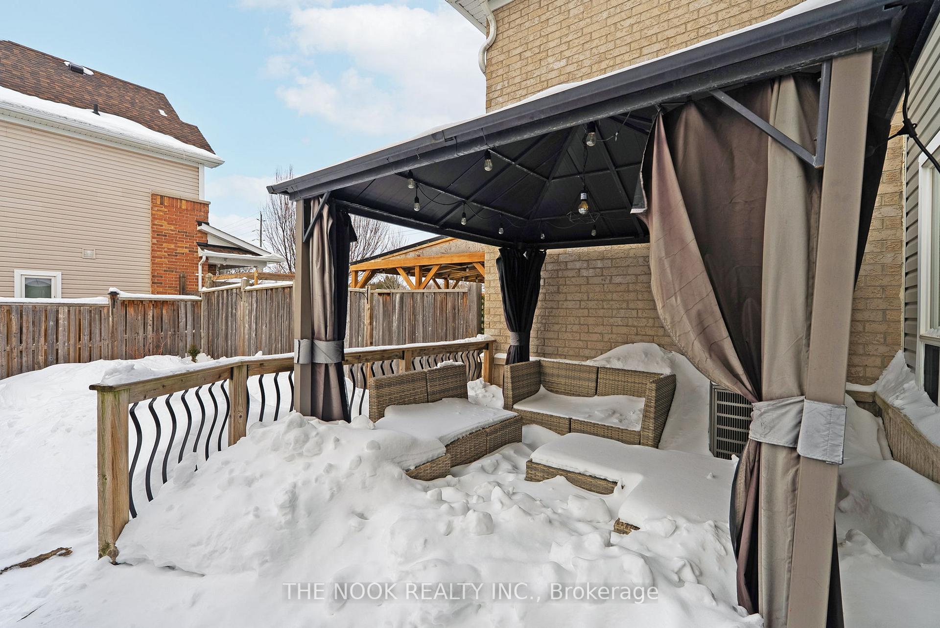 Photo 37 of 1382 Glaspell Crescent, Oshawa, Pinecrest — HOMEH