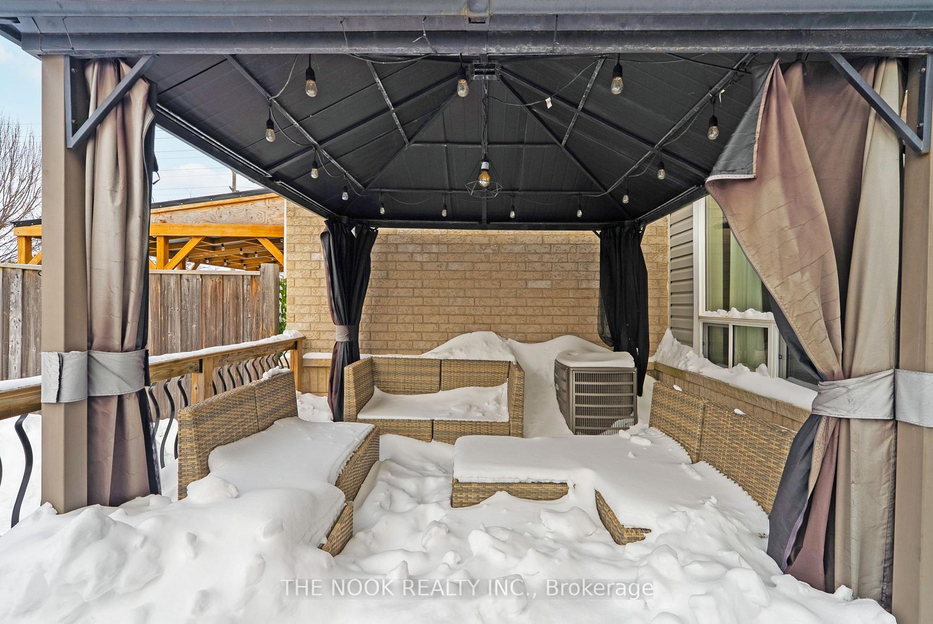 Photo 38 of 1382 Glaspell Crescent, Oshawa, Pinecrest — HOMEH