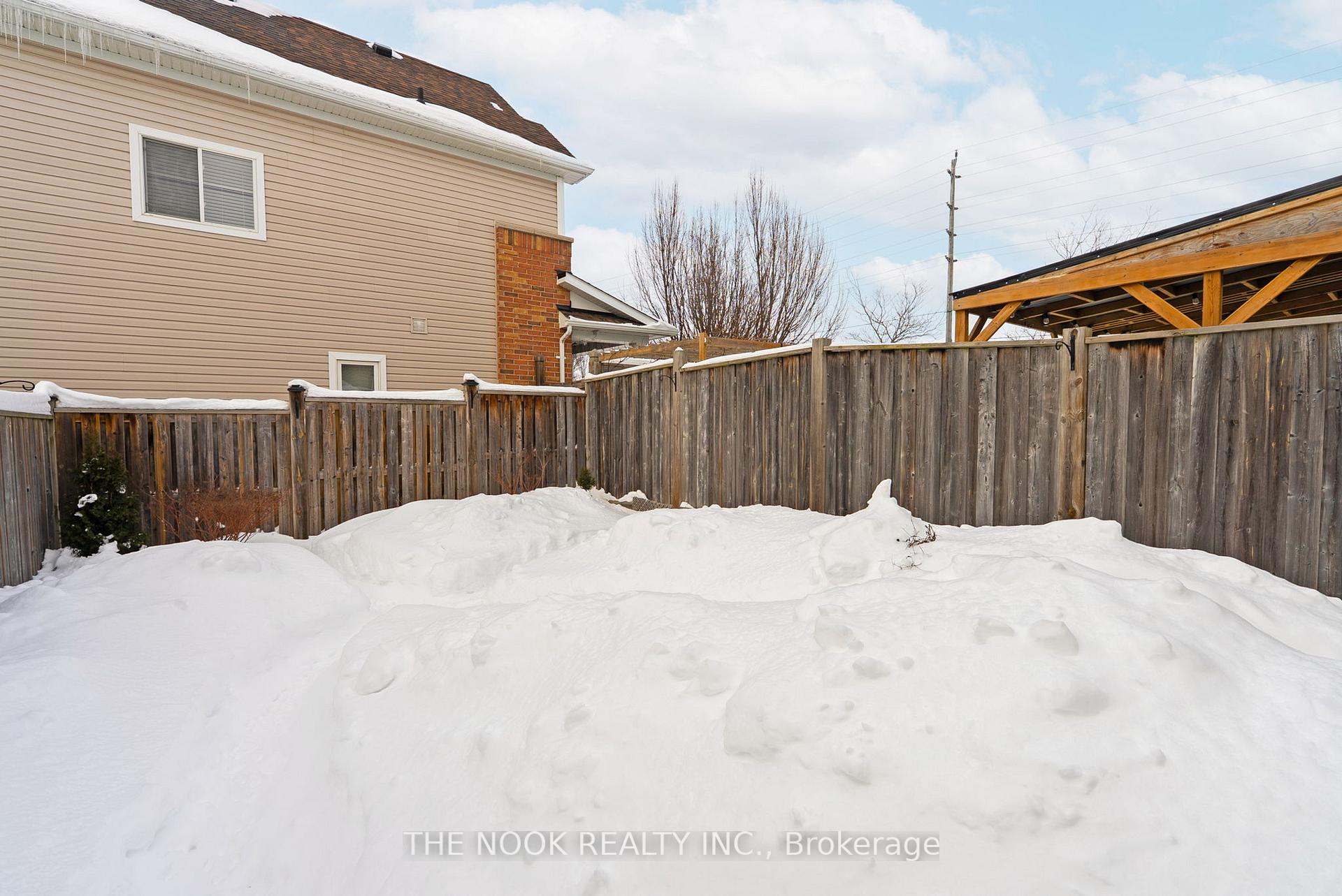 Photo 42 of 1382 Glaspell Crescent, Oshawa, Pinecrest — HOMEH