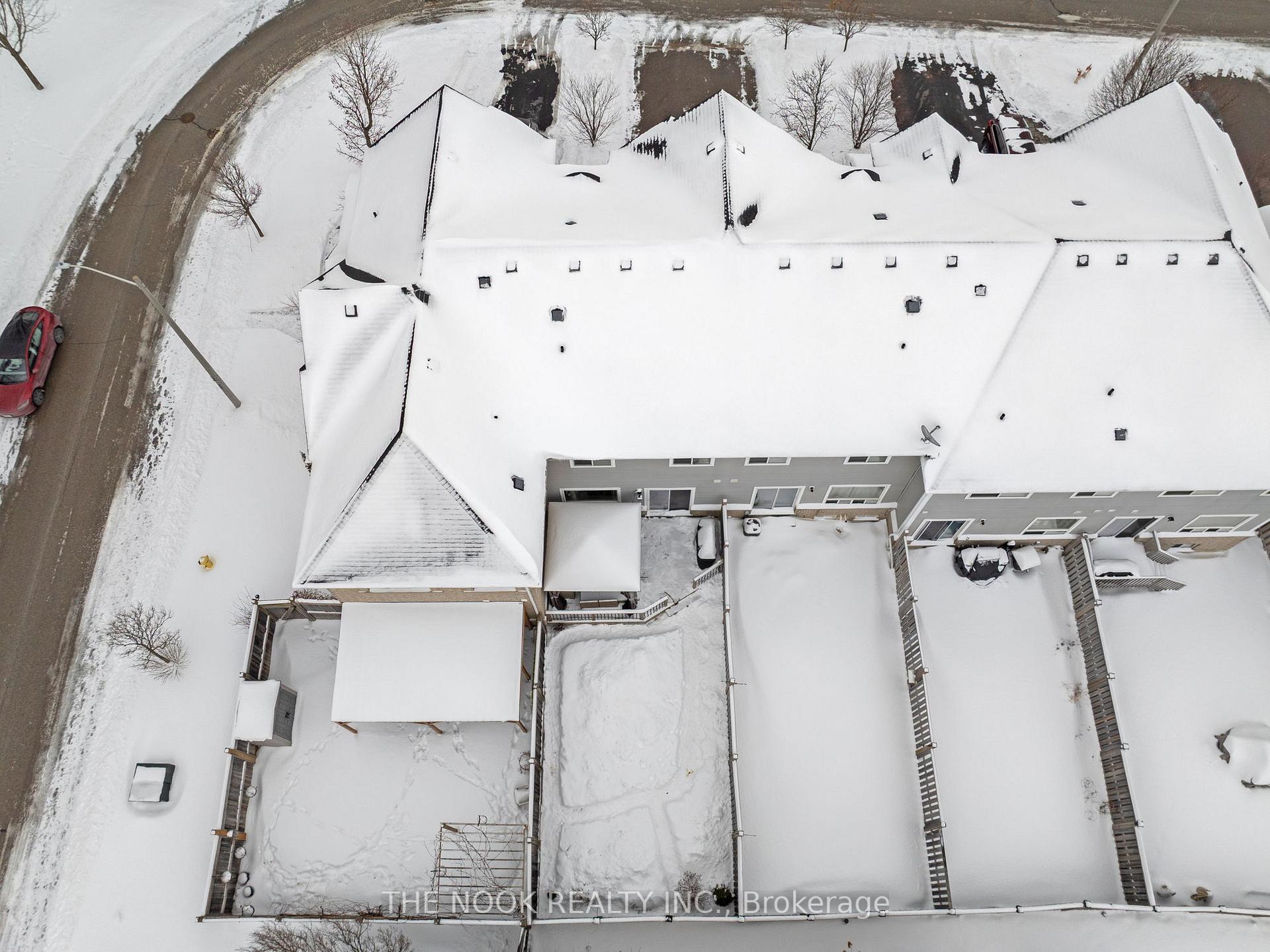 Photo 44 of 1382 Glaspell Crescent, Oshawa, Pinecrest — HOMEH