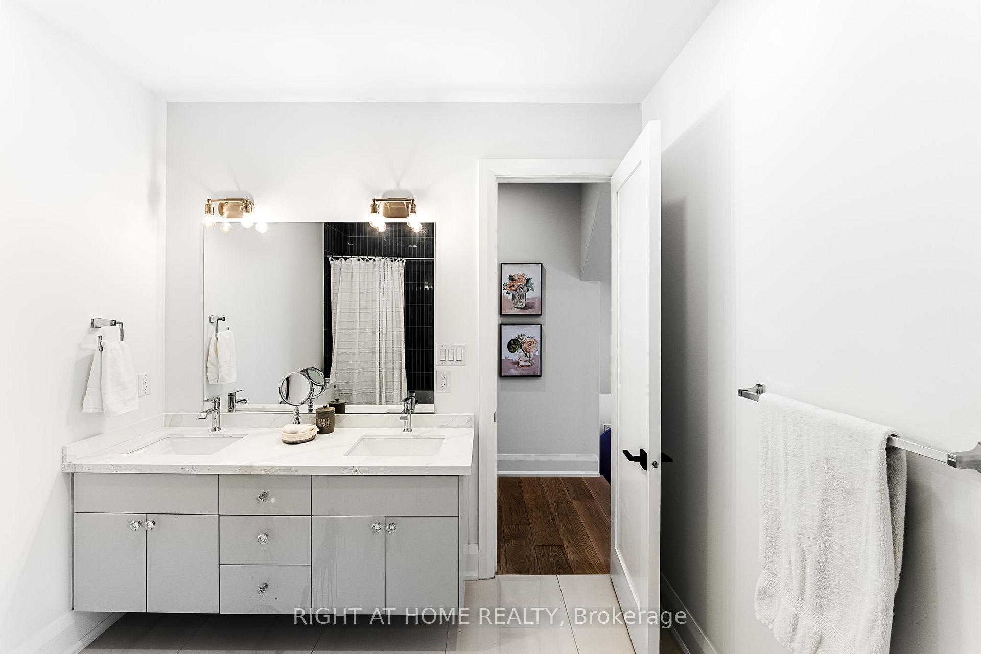 Photo 22 of 36 Dymond Drive, Whitby, Blue Grass Meadows — HOMEH