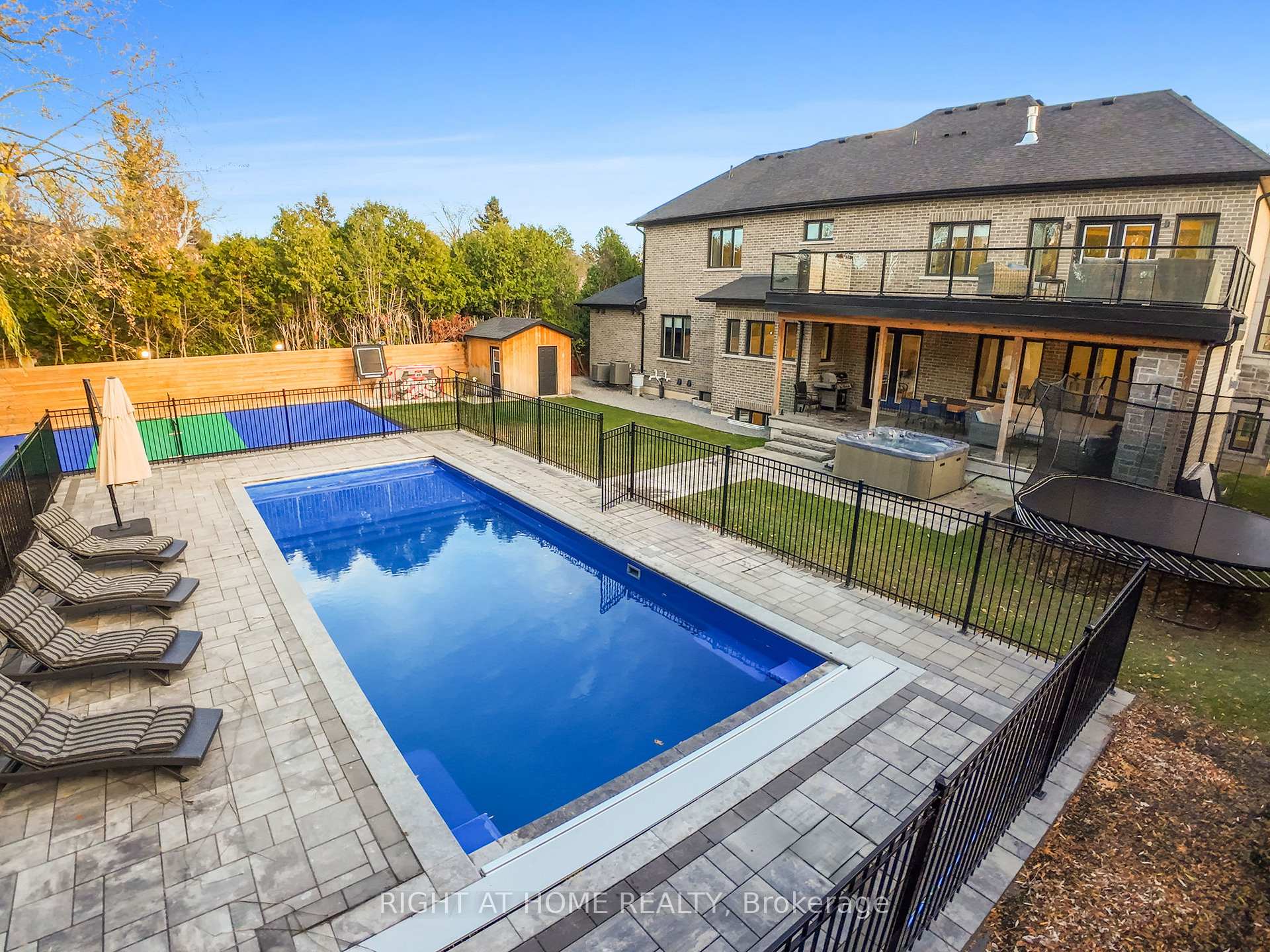Photo 33 of 36 Dymond Drive, Whitby, Blue Grass Meadows — HOMEH