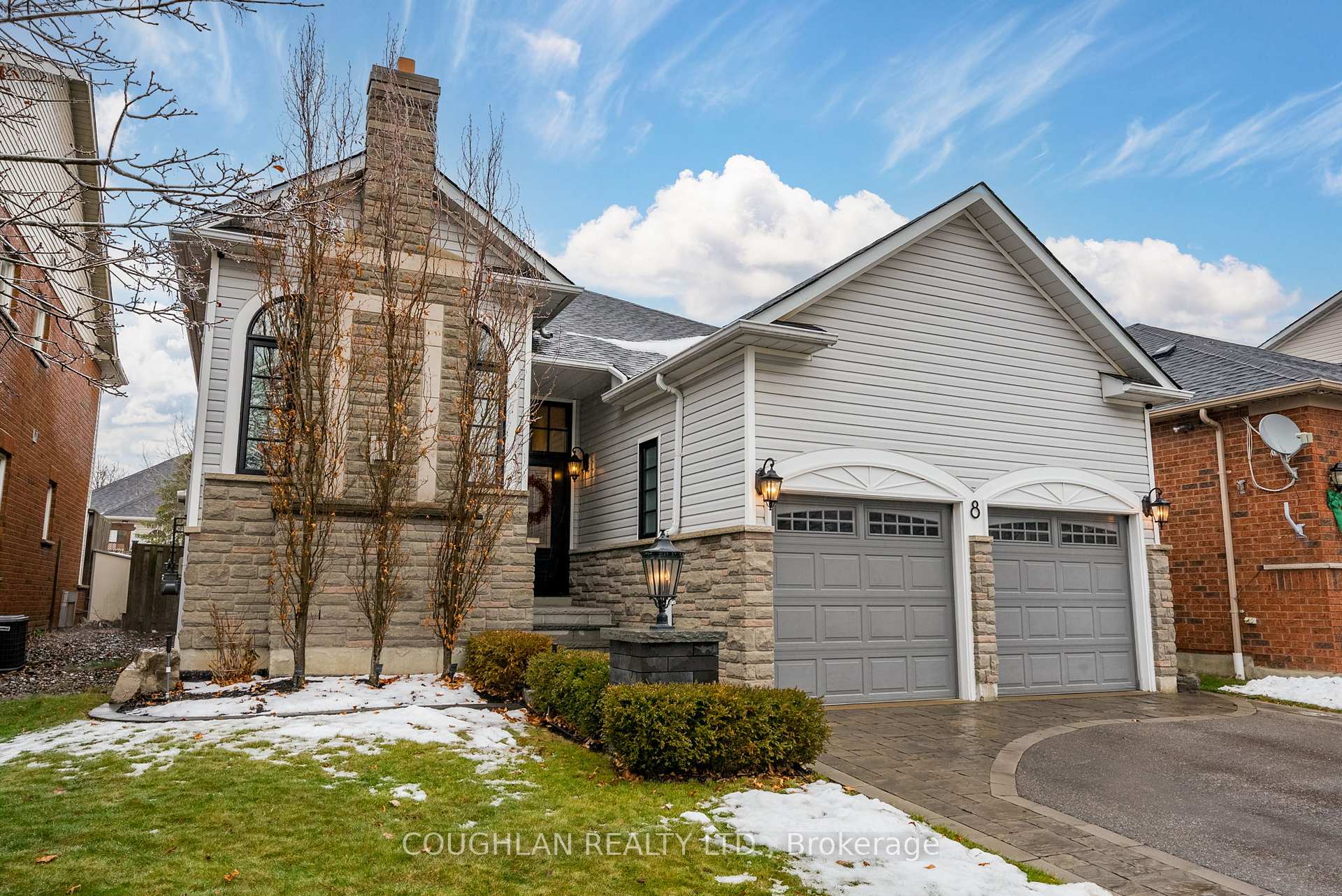 Photo 1 of 8 Claudia Drive, Whitby, Brooklin — HOMEH