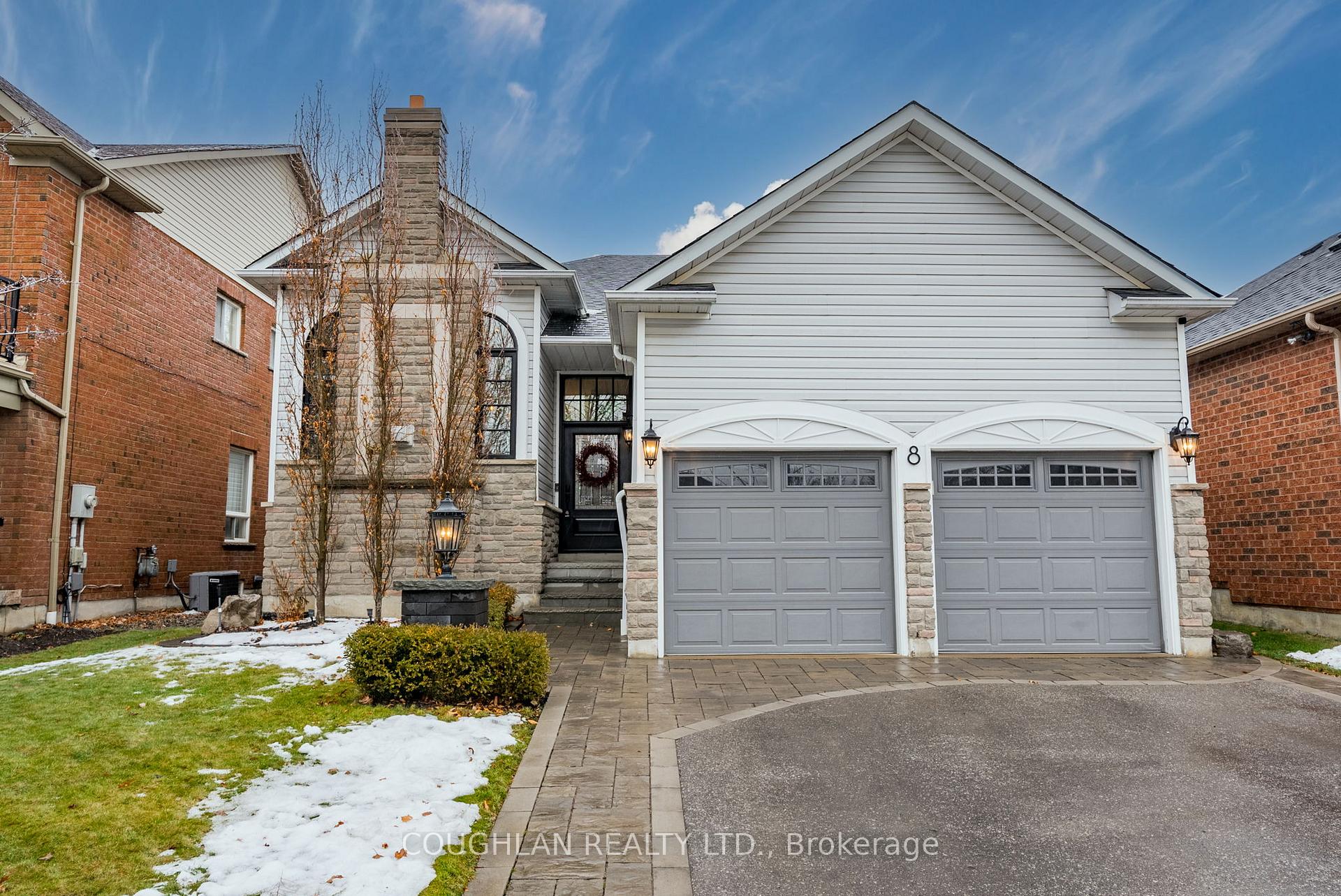 Photo 2 of 8 Claudia Drive, Whitby, Brooklin — HOMEH