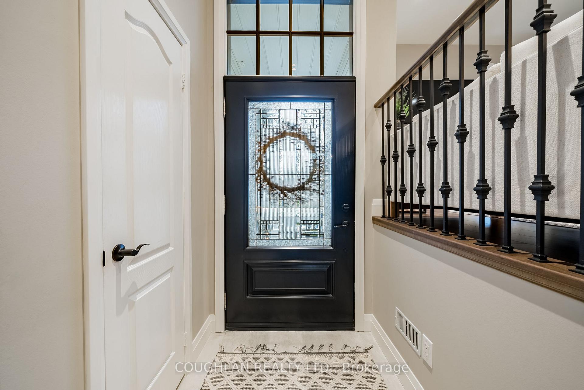 Photo 5 of 8 Claudia Drive, Whitby, Brooklin — HOMEH