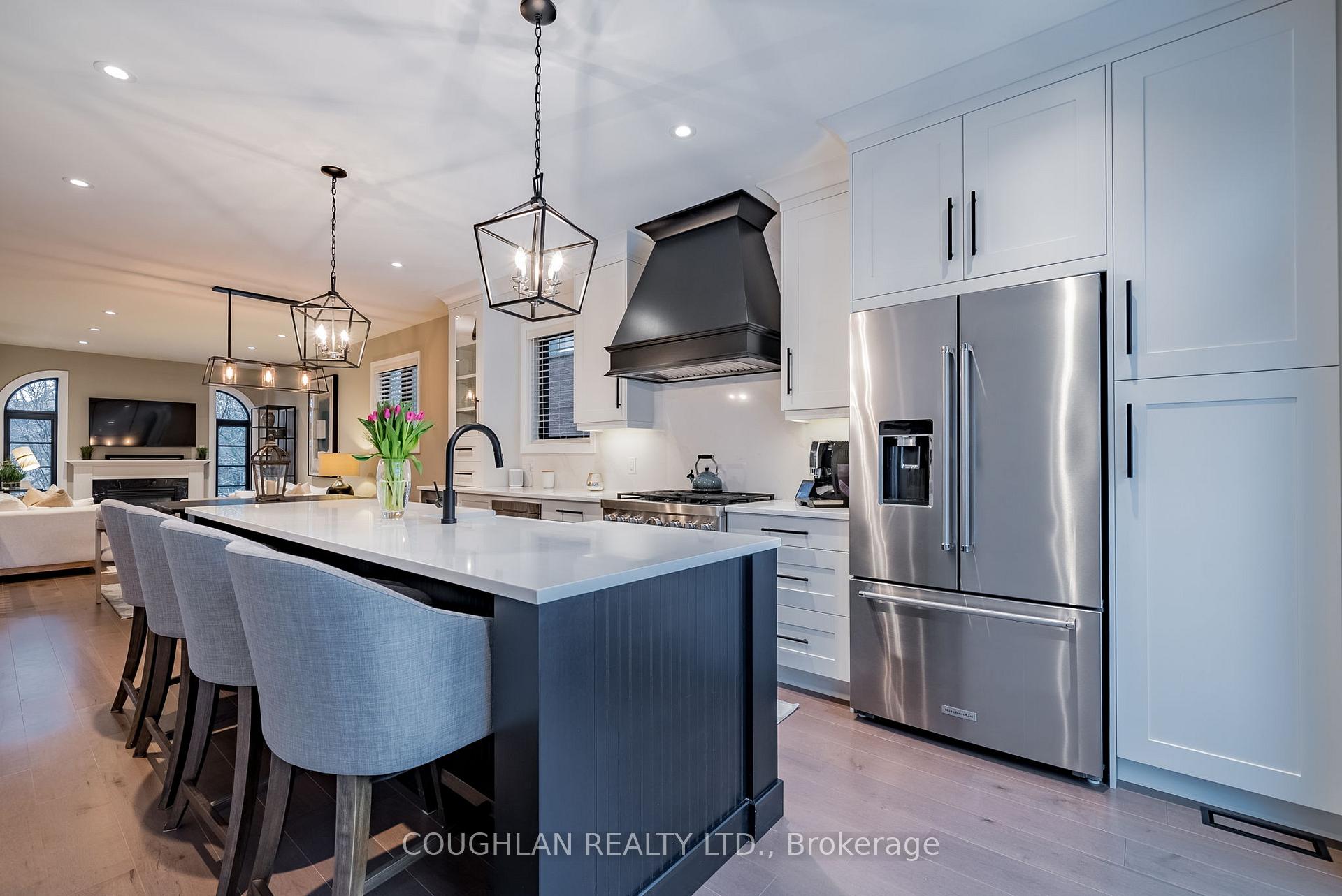 Photo 9 of 8 Claudia Drive, Whitby, Brooklin — HOMEH