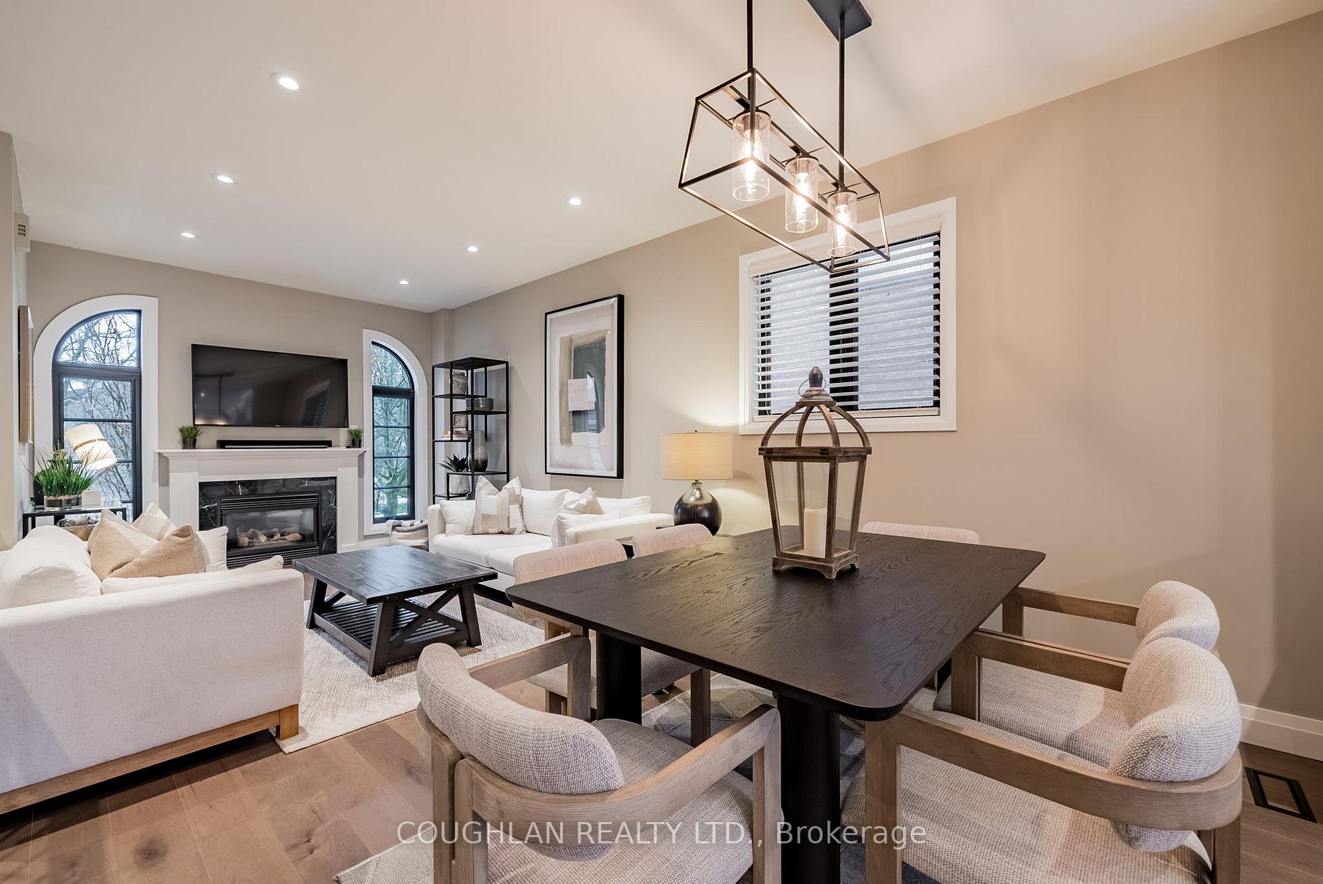 Photo 10 of 8 Claudia Drive, Whitby, Brooklin — HOMEH