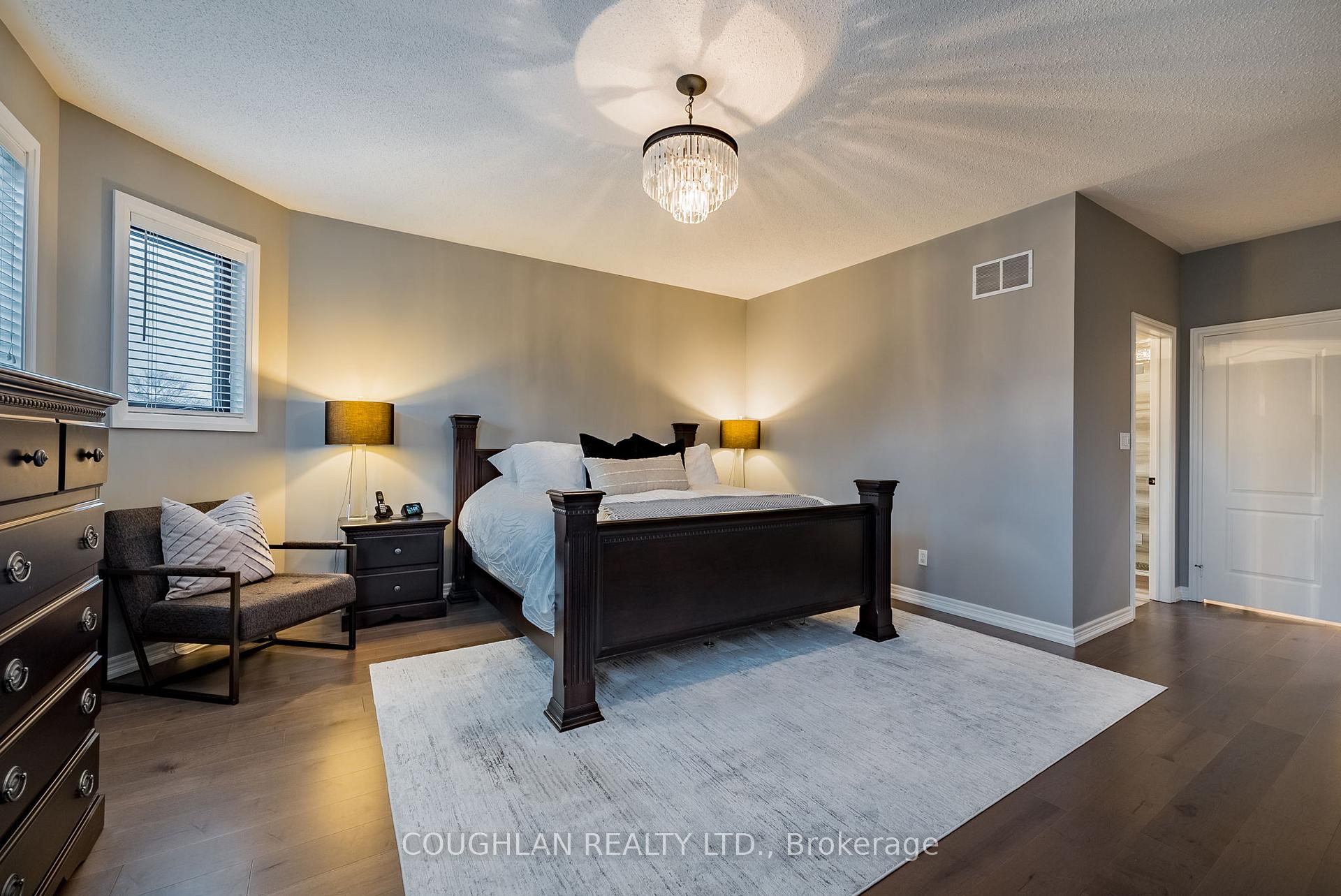 Photo 21 of 8 Claudia Drive, Whitby, Brooklin — HOMEH